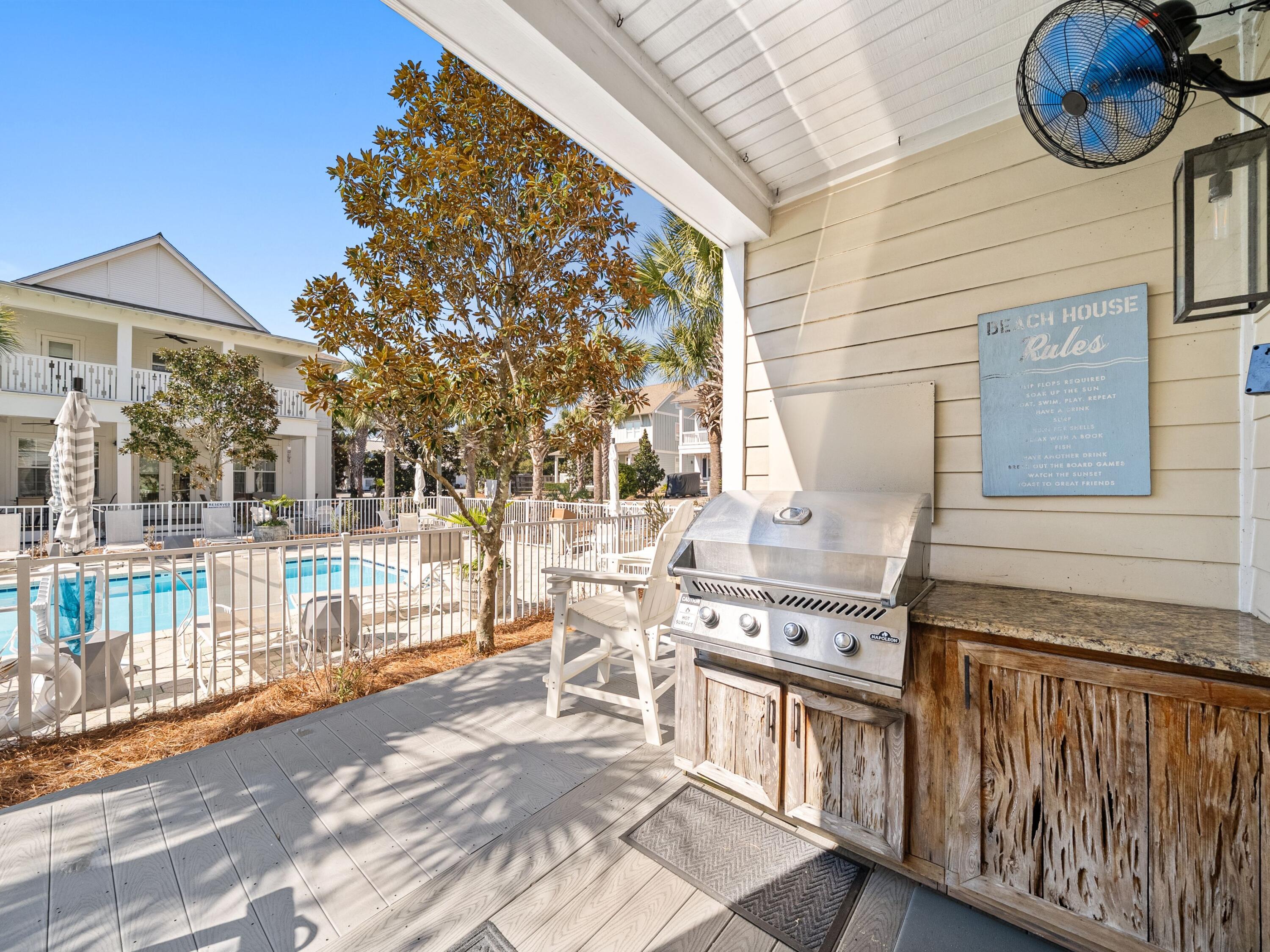 LOT 14 MAGNOLIA DUNE S/D LESS THE W 20FT THEREOF - Residential