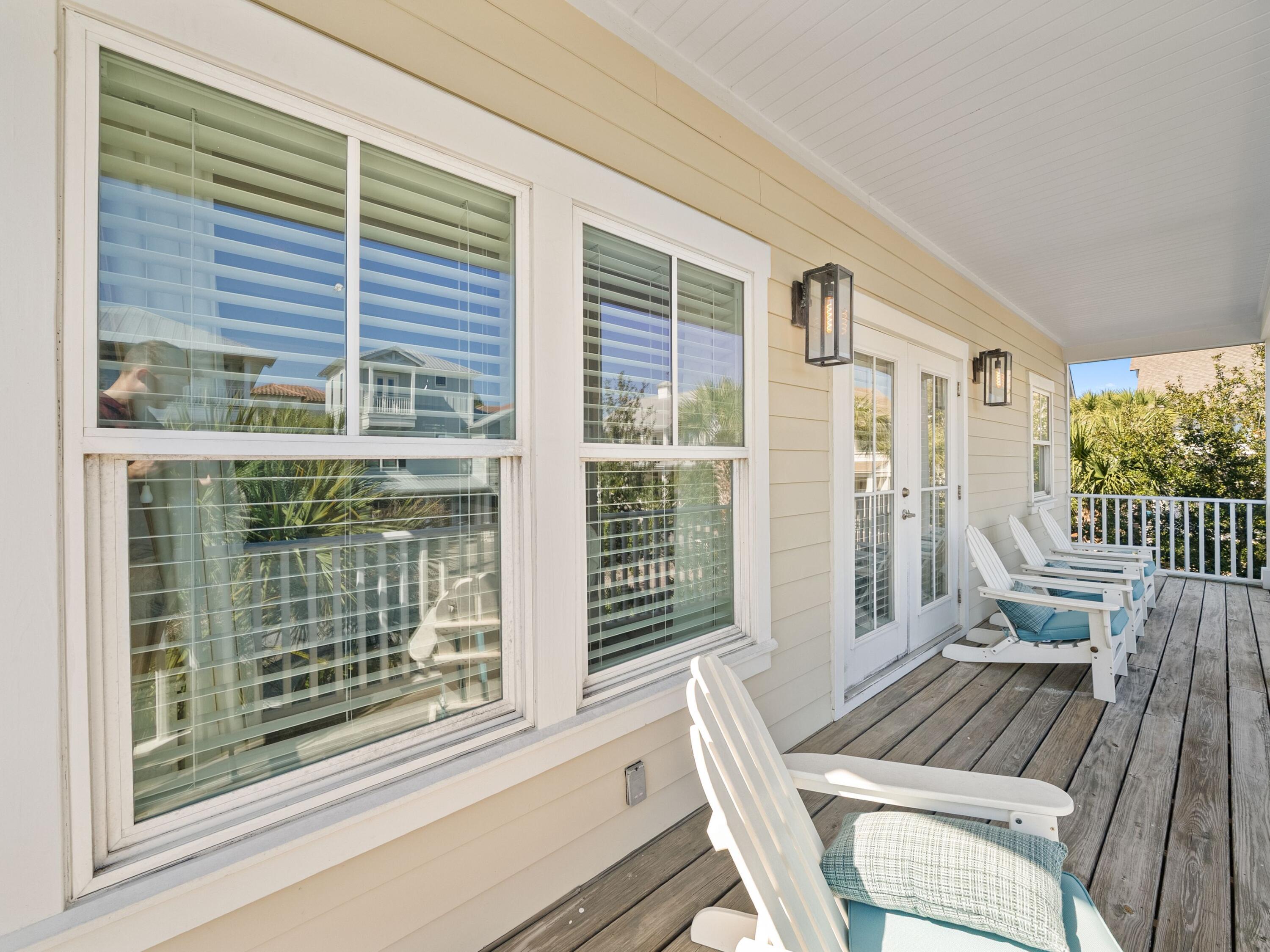 LOT 14 MAGNOLIA DUNE S/D LESS THE W 20FT THEREOF - Residential
