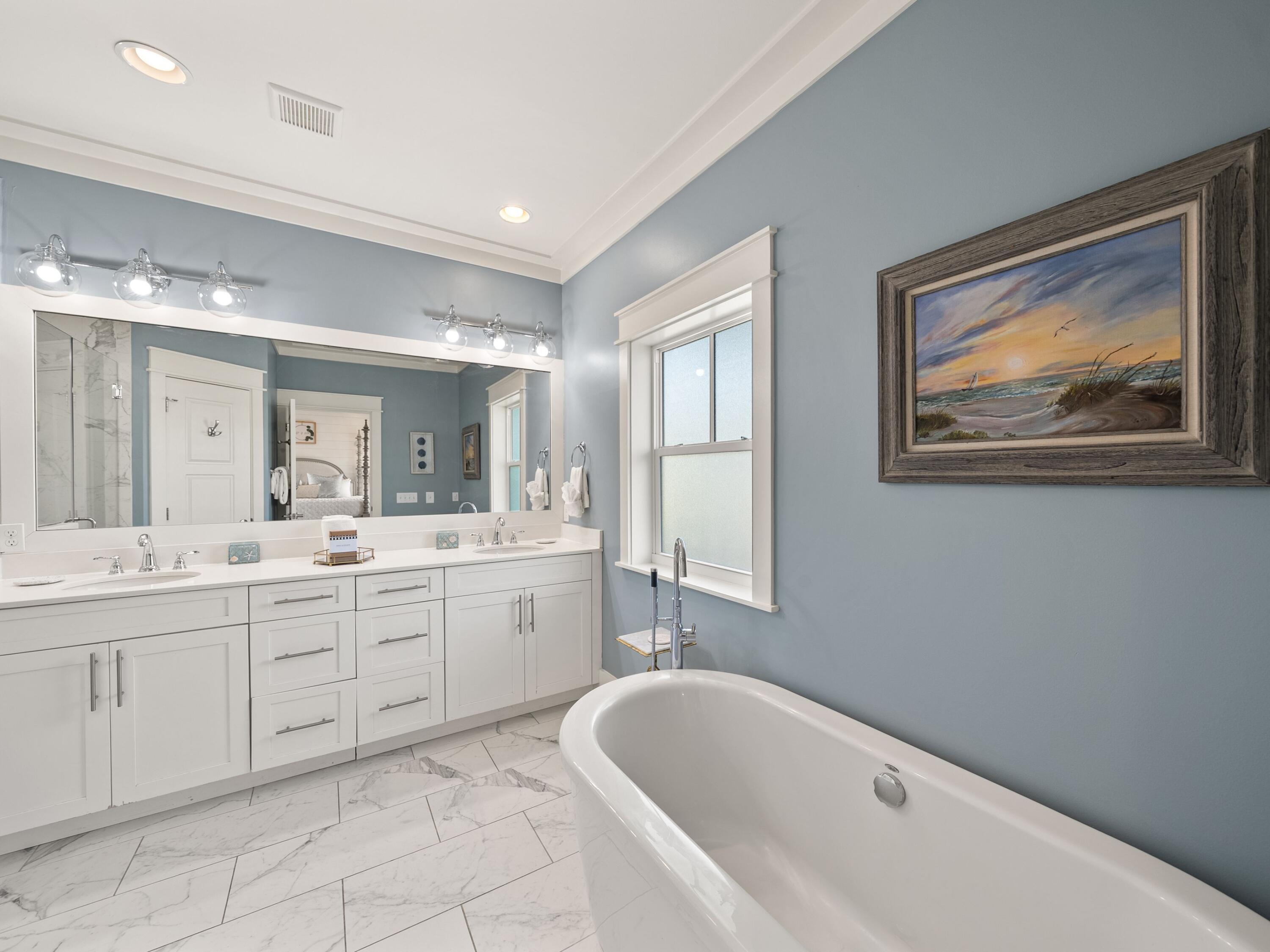LOT 14 MAGNOLIA DUNE S/D LESS THE W 20FT THEREOF - Residential