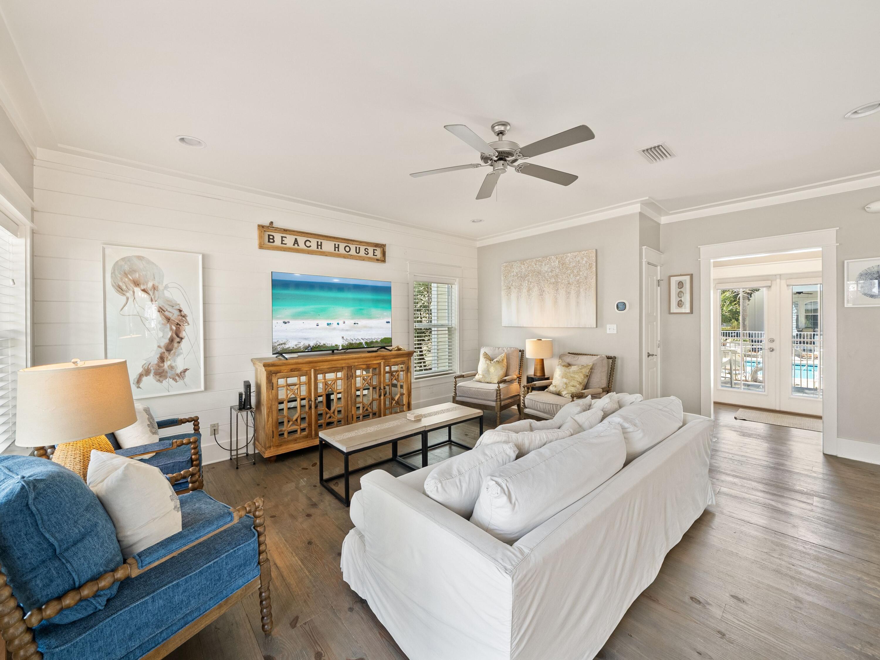 LOT 14 MAGNOLIA DUNE S/D LESS THE W 20FT THEREOF - Residential