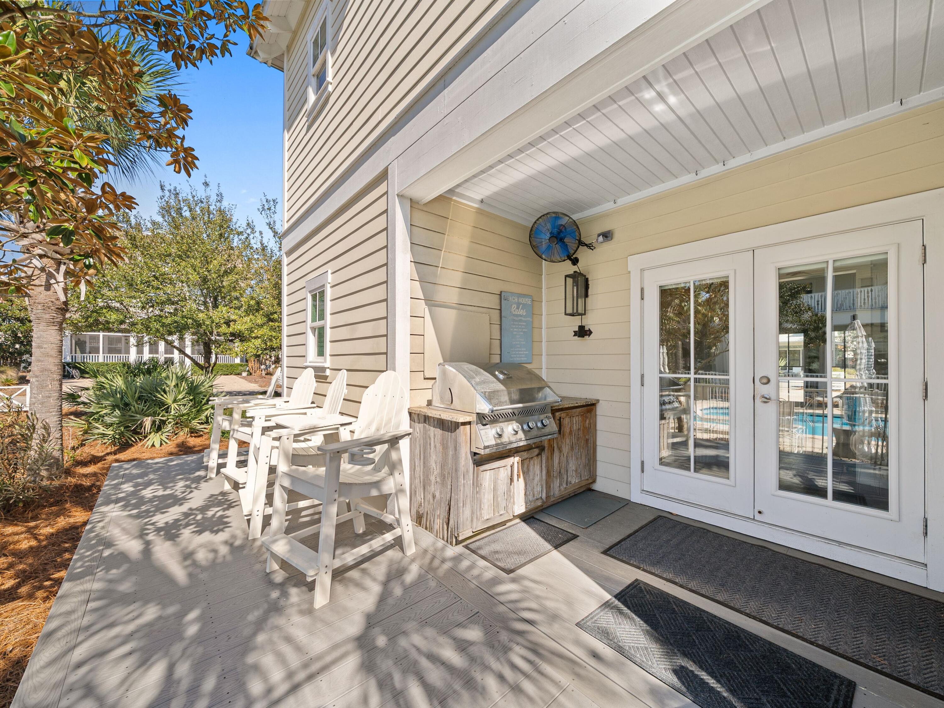 LOT 14 MAGNOLIA DUNE S/D LESS THE W 20FT THEREOF - Residential