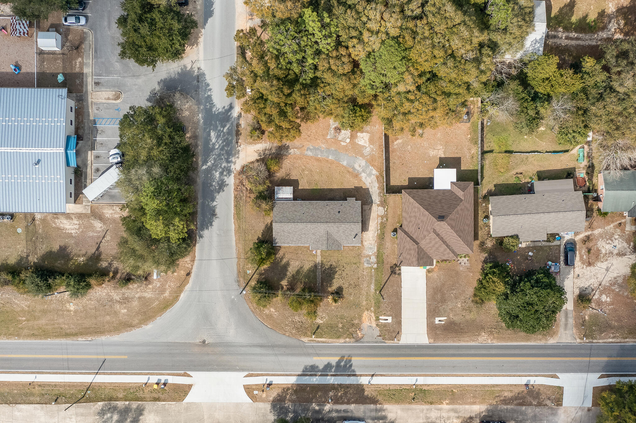 CRESTVIEW - Residential