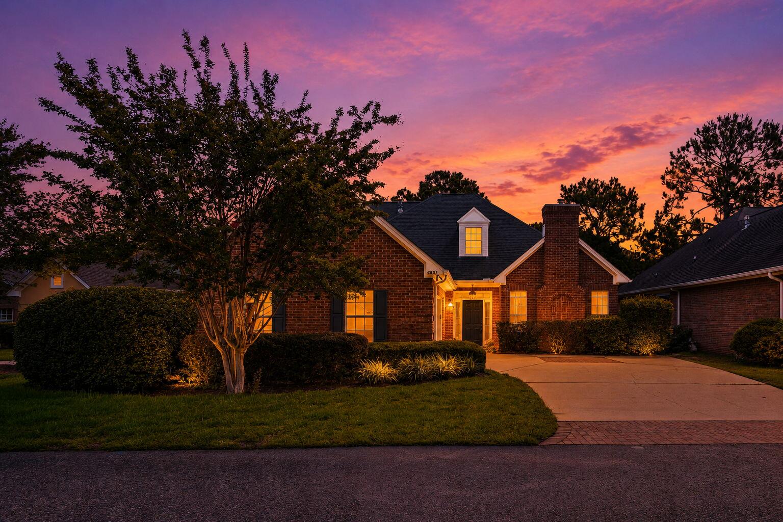 TURNBERRY PLACE - Residential