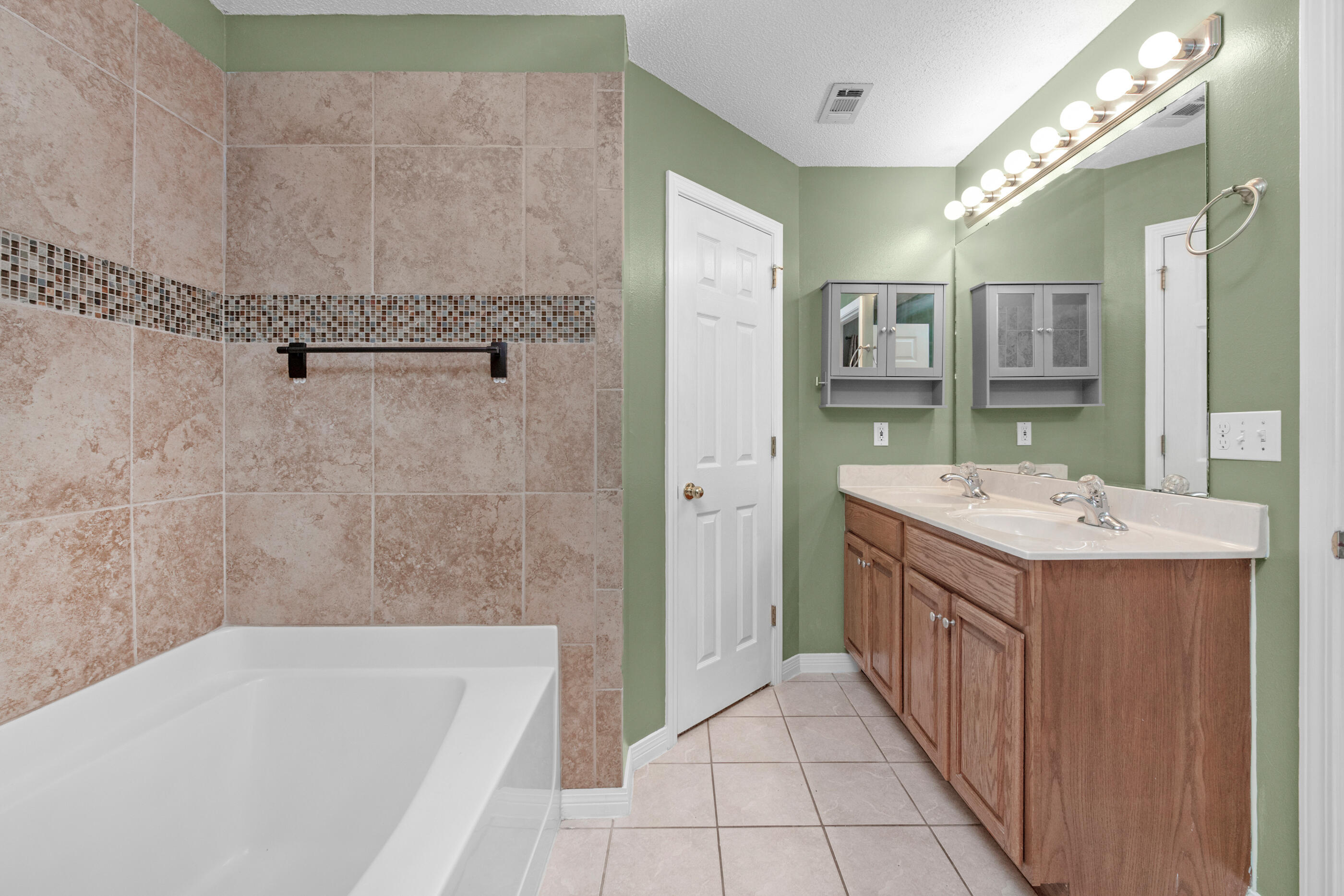 OLD BETHEL ESTATES PH I - Residential