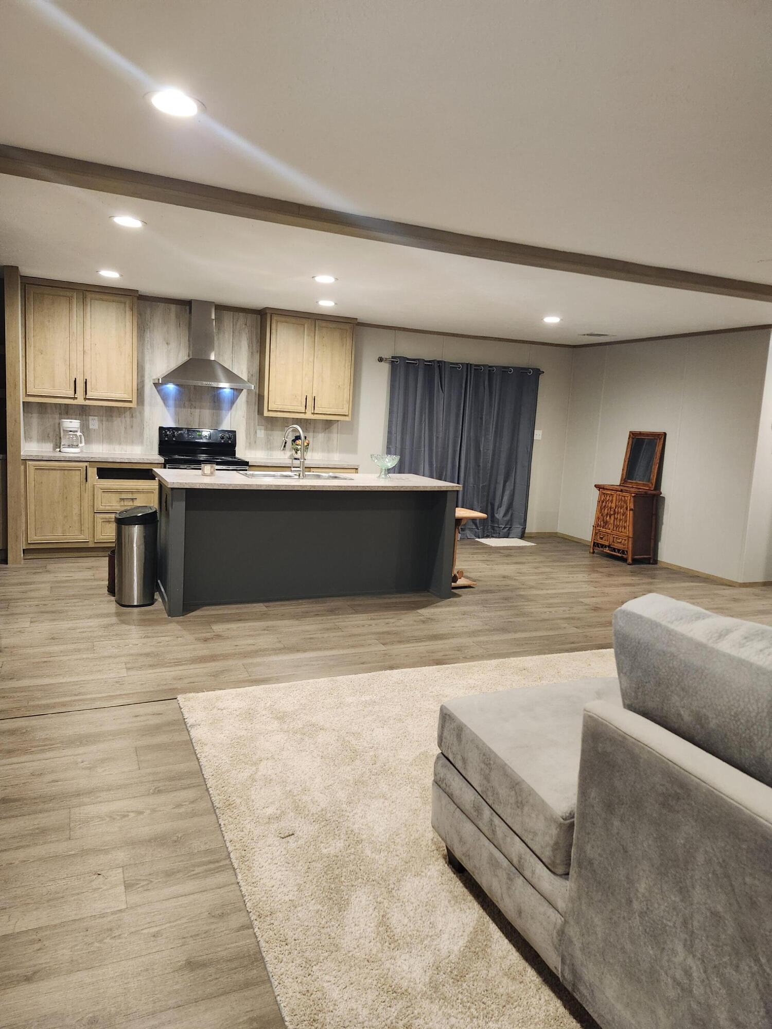 OAKWOOD HILLS - Residential