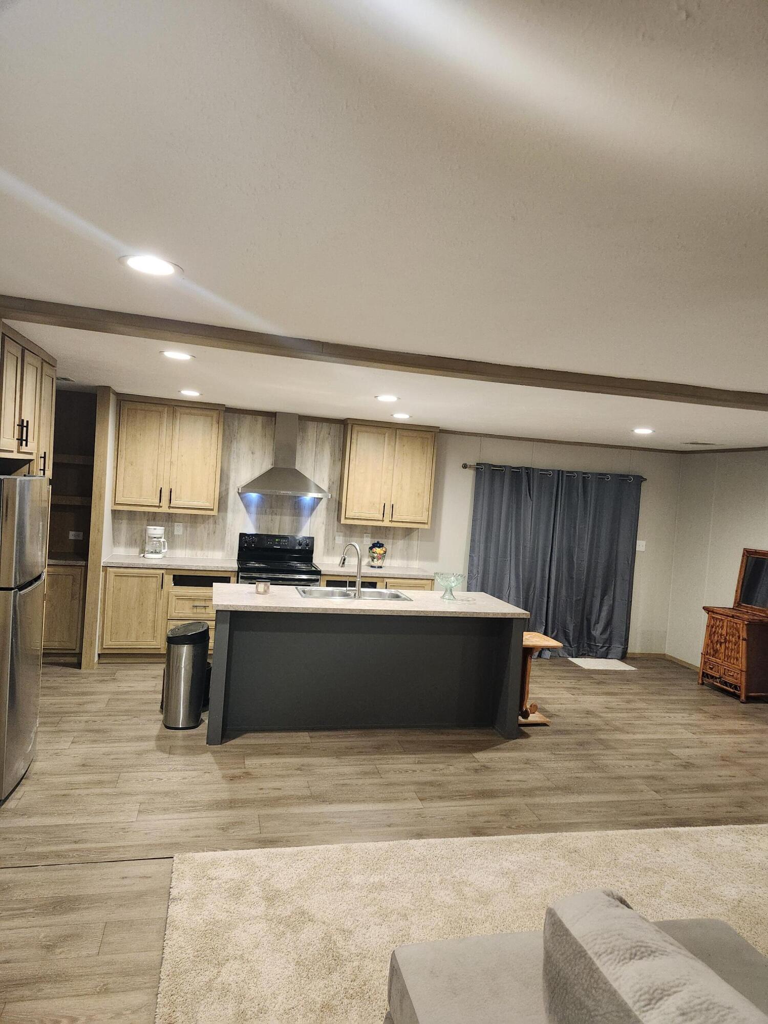 OAKWOOD HILLS - Residential
