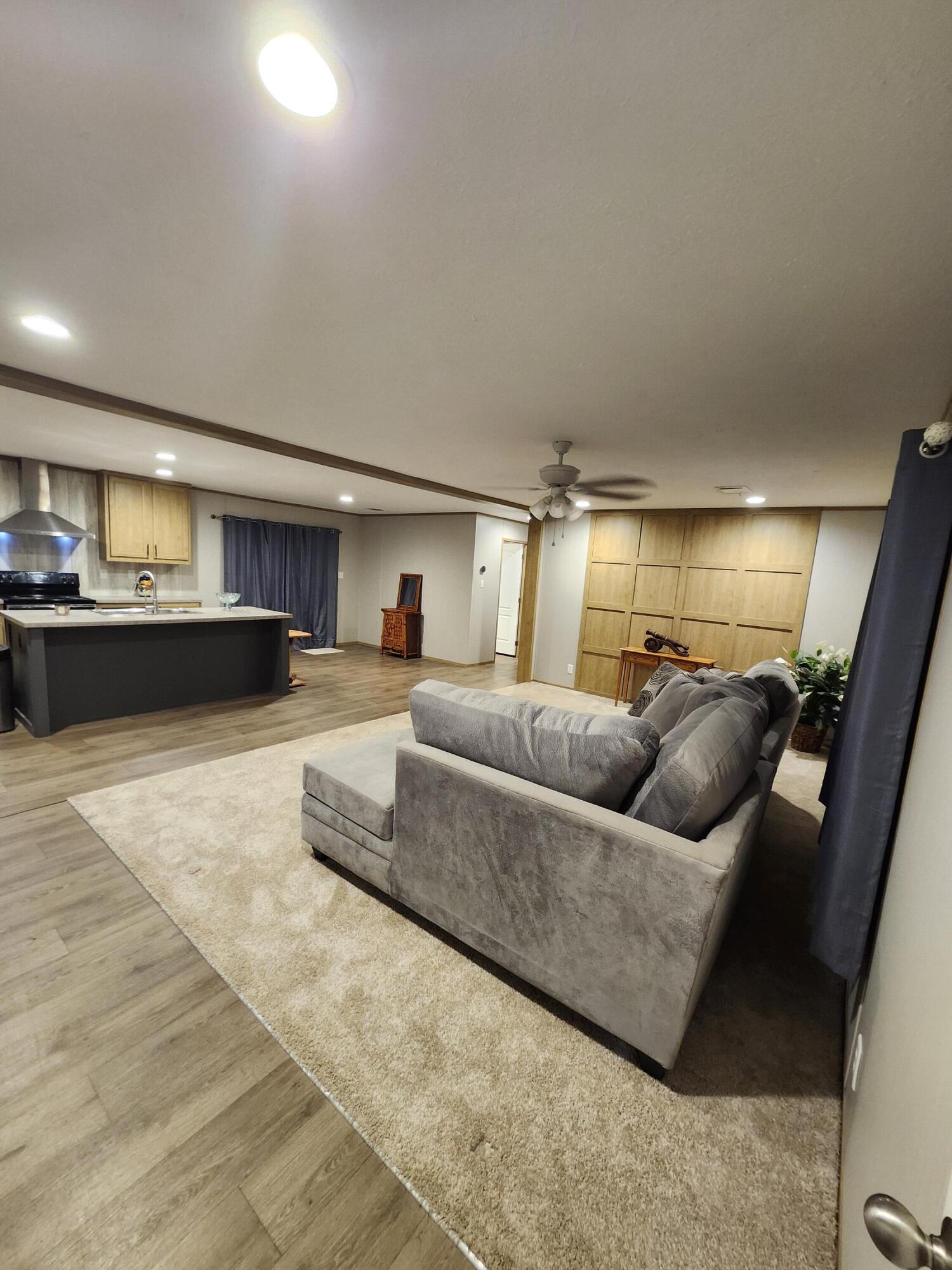 OAKWOOD HILLS - Residential