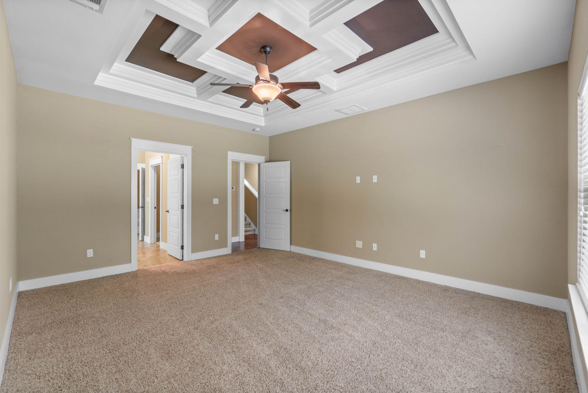 ZARCHARY ESTATES - Residential Lease