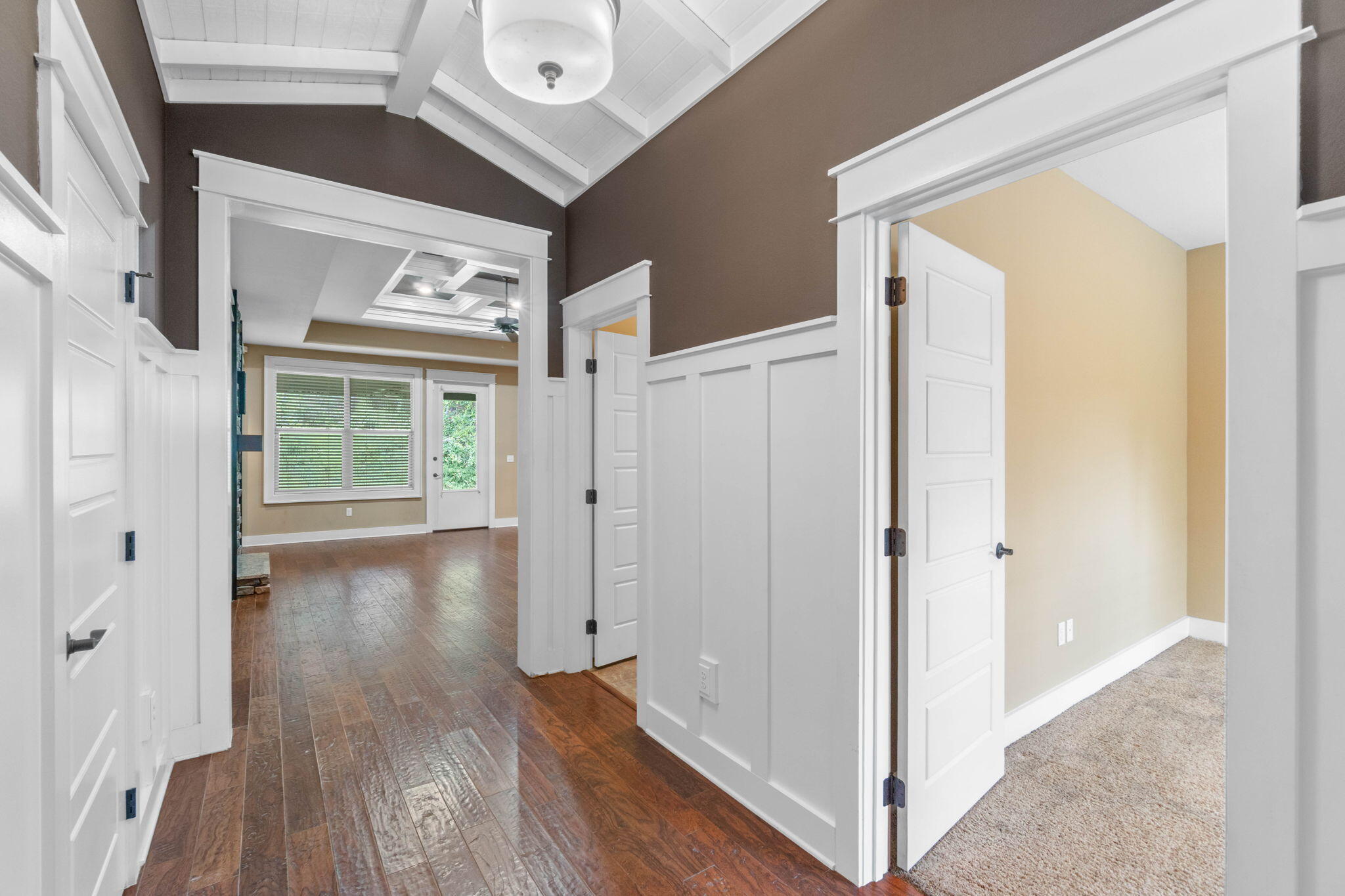 ZARCHARY ESTATES - Residential Lease