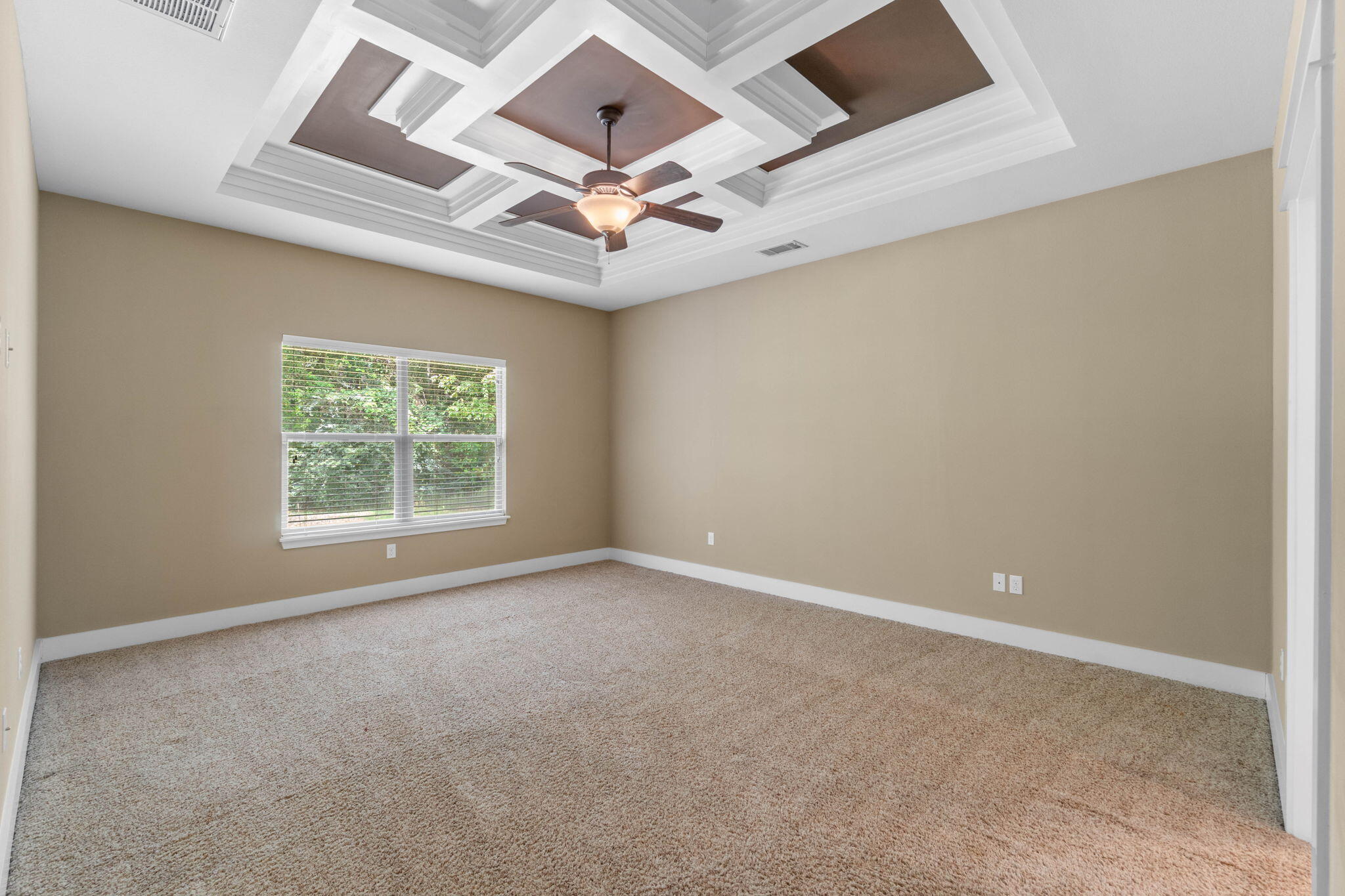 ZARCHARY ESTATES - Residential Lease