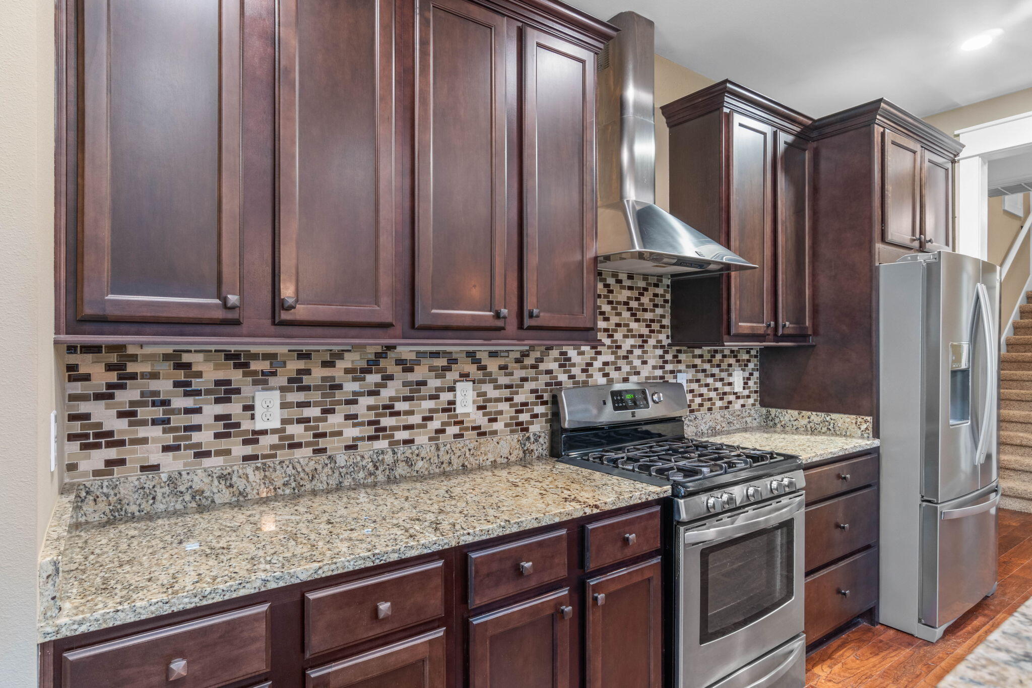 ZARCHARY ESTATES - Residential Lease