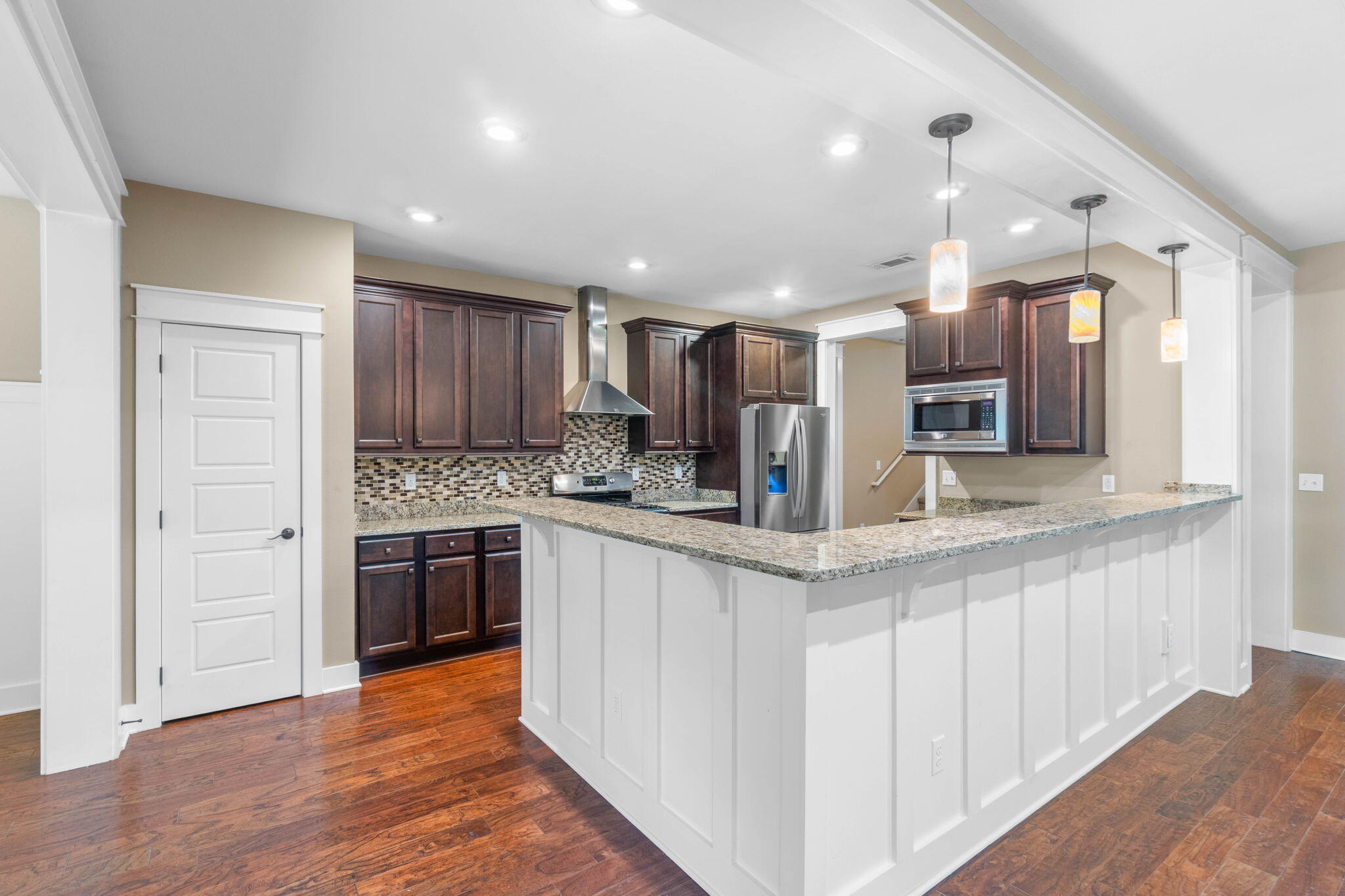 ZARCHARY ESTATES - Residential Lease