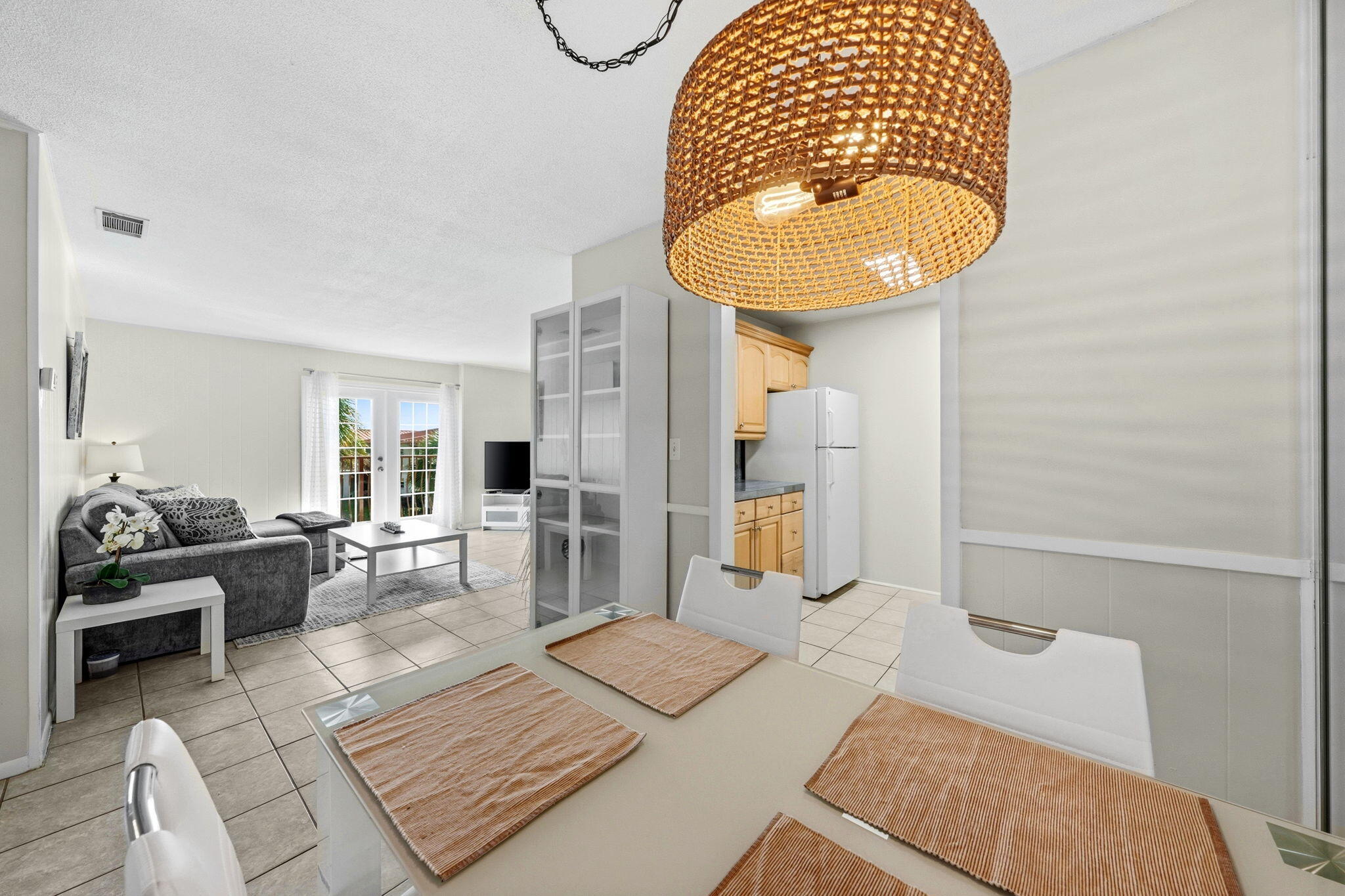 LANDMARK CONDO - Residential