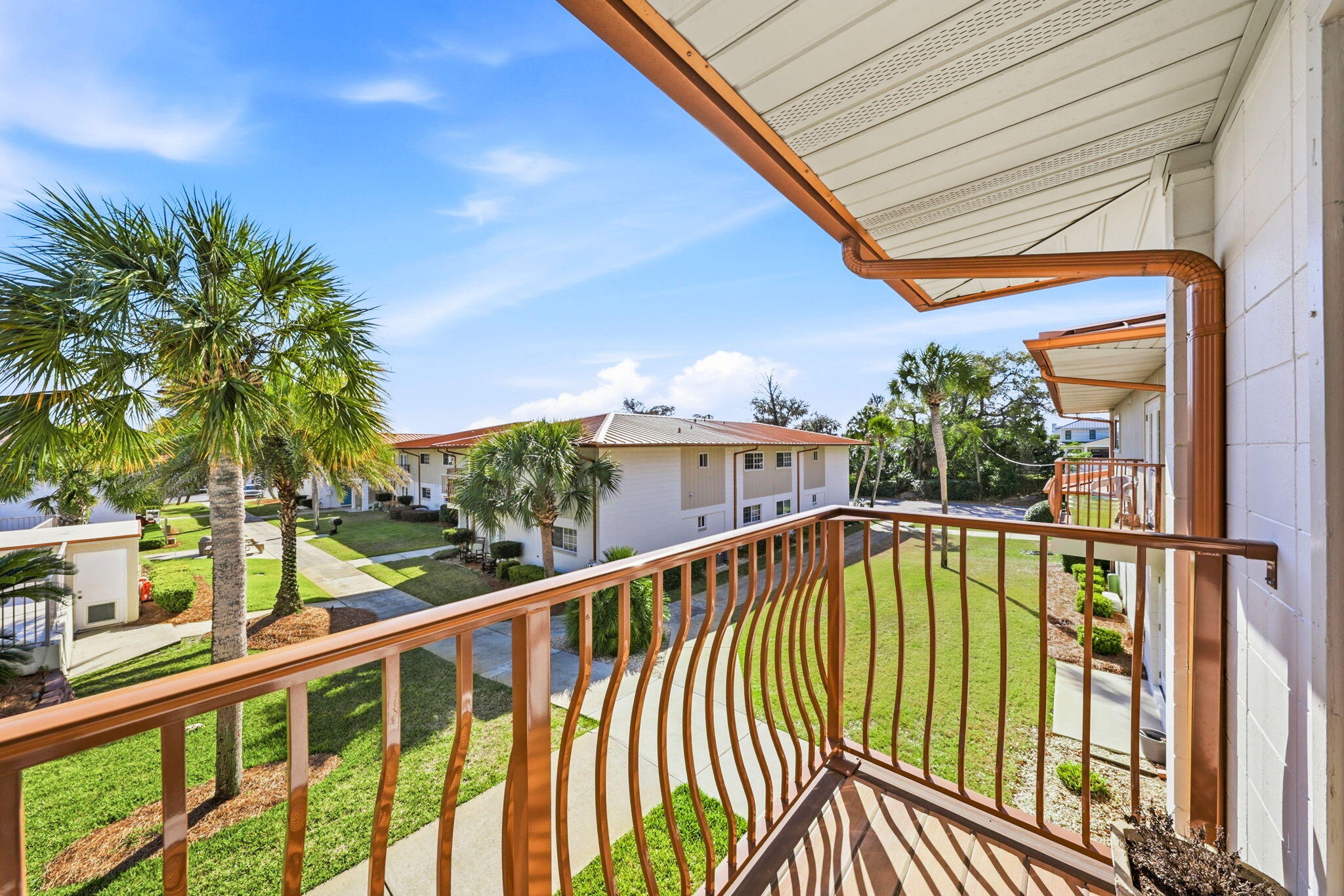 LANDMARK CONDO - Residential