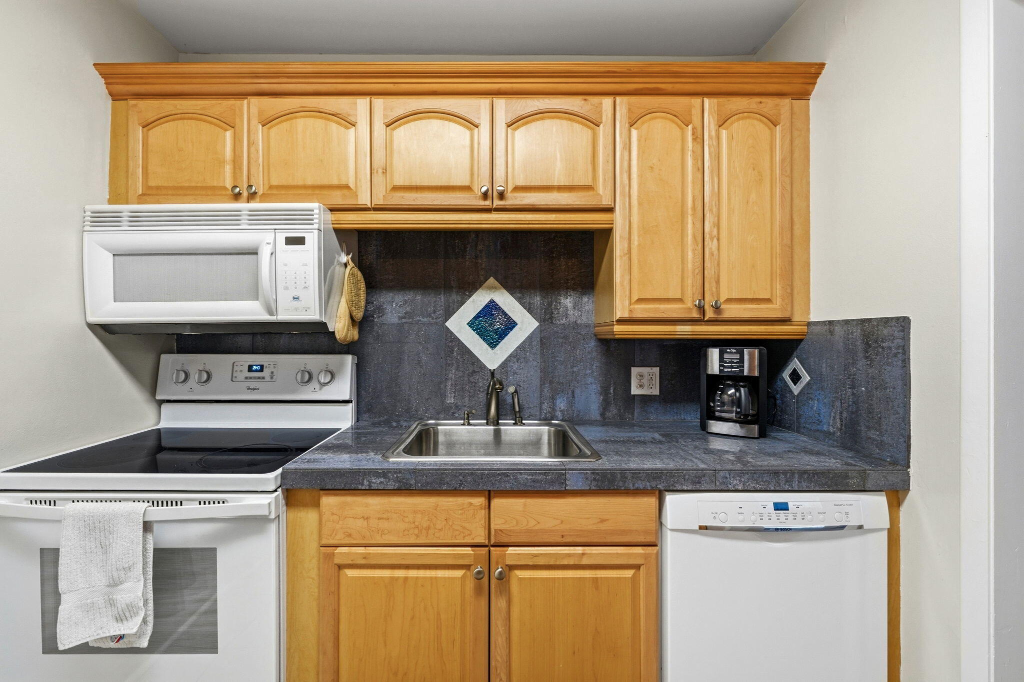 LANDMARK CONDO - Residential