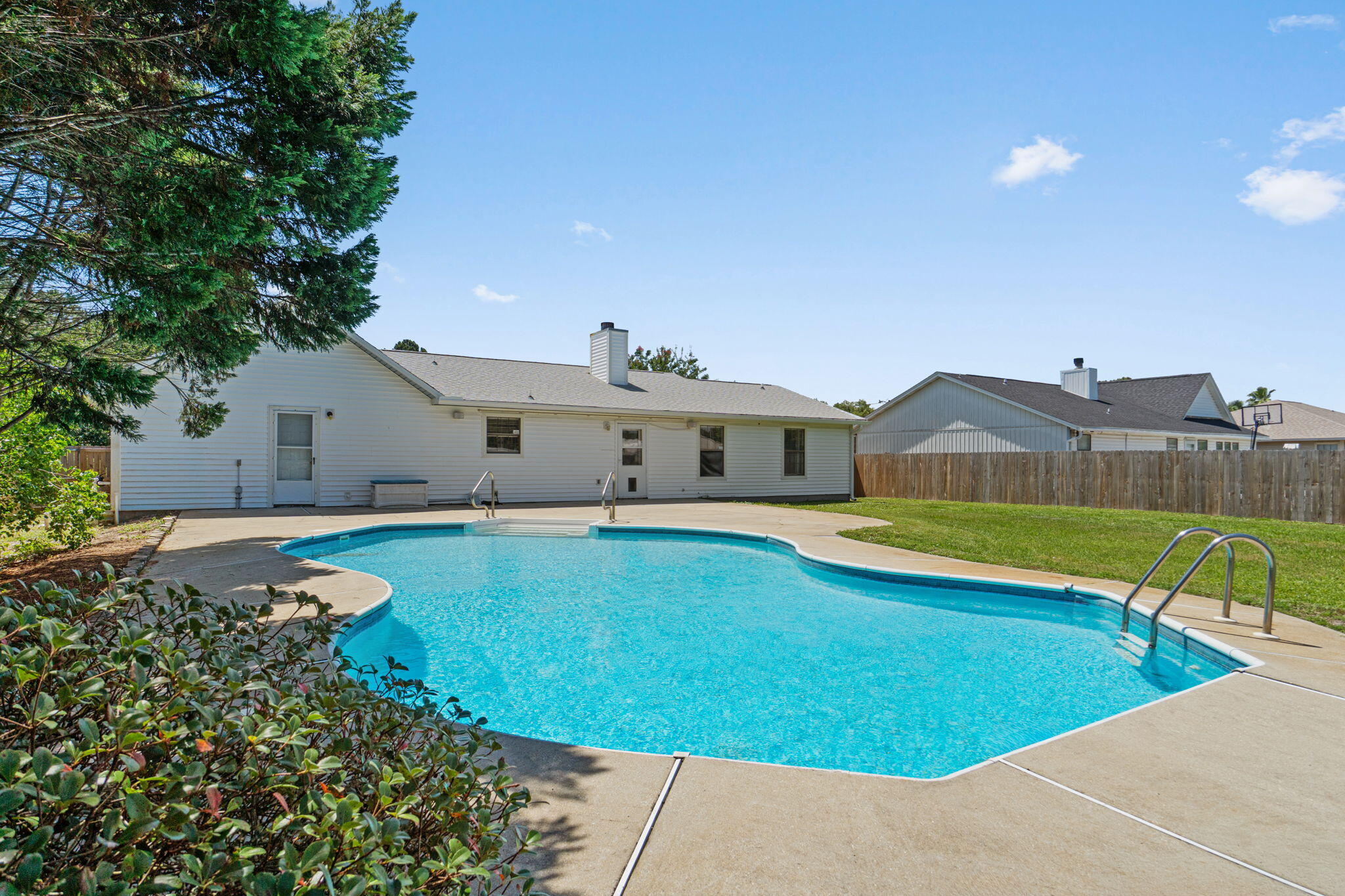 NAVARRE S/D 2ND ADDN - Residential