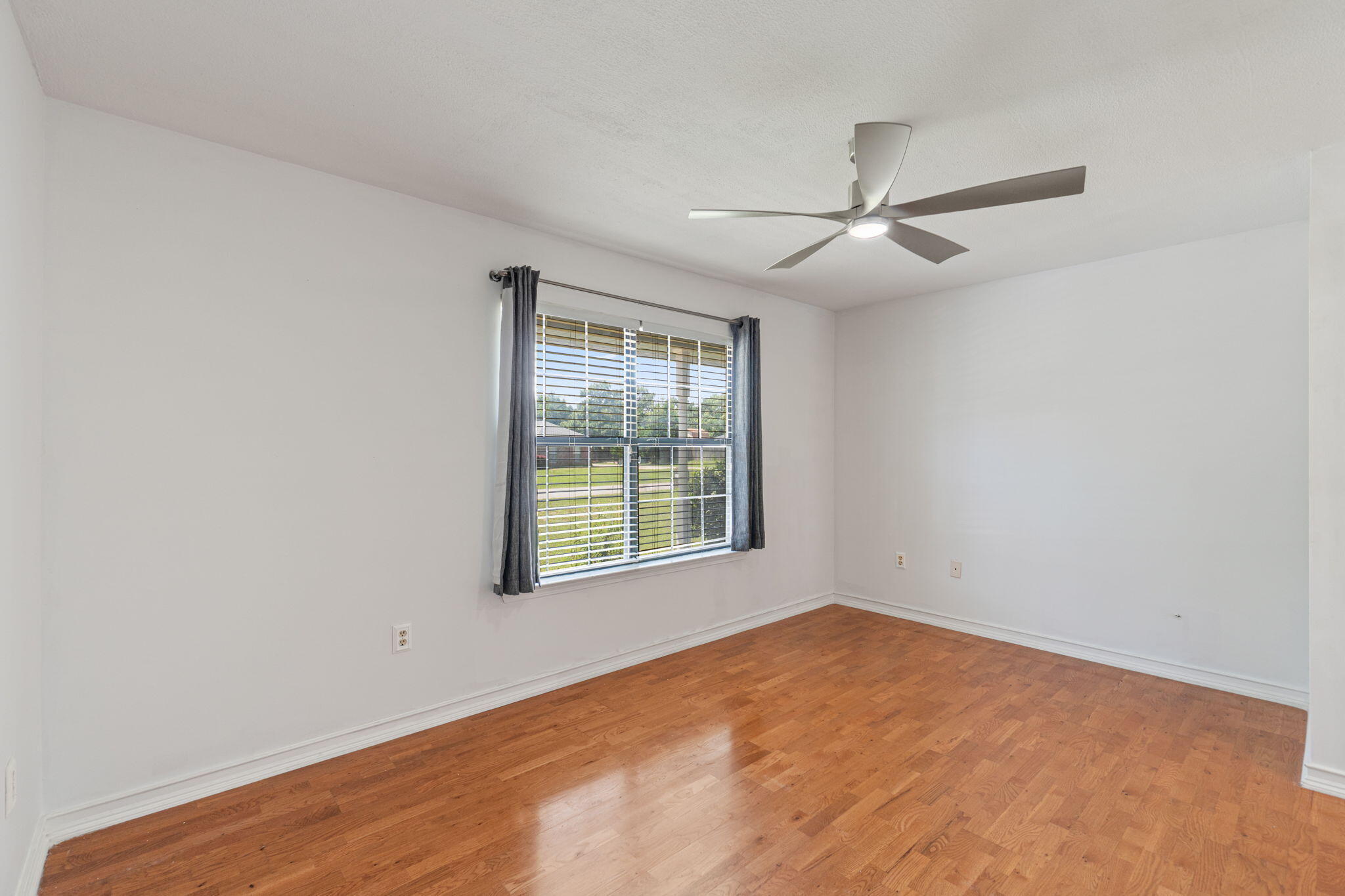 NAVARRE S/D 2ND ADDN - Residential