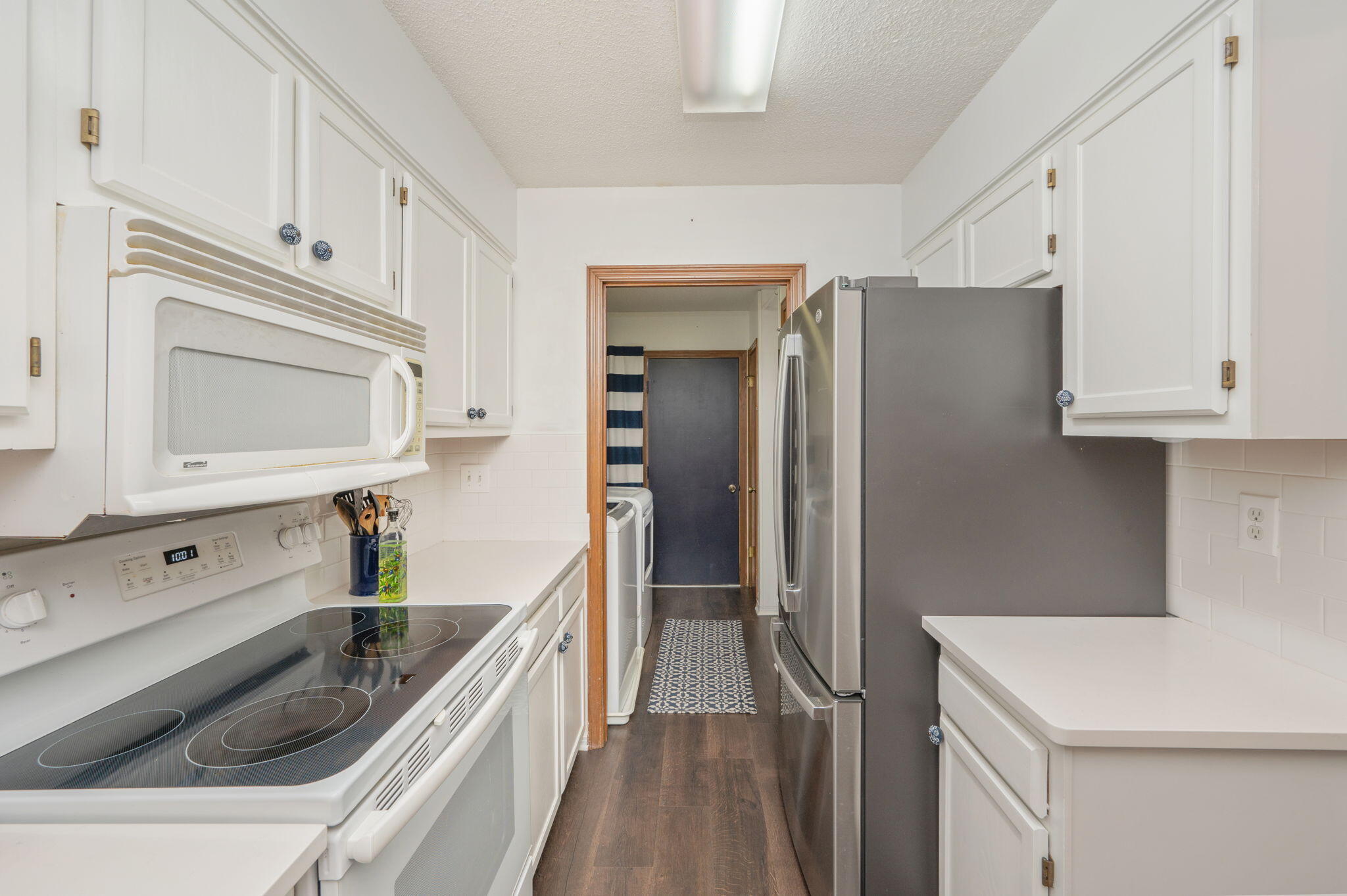 HIDDEN COVE T/H - Residential