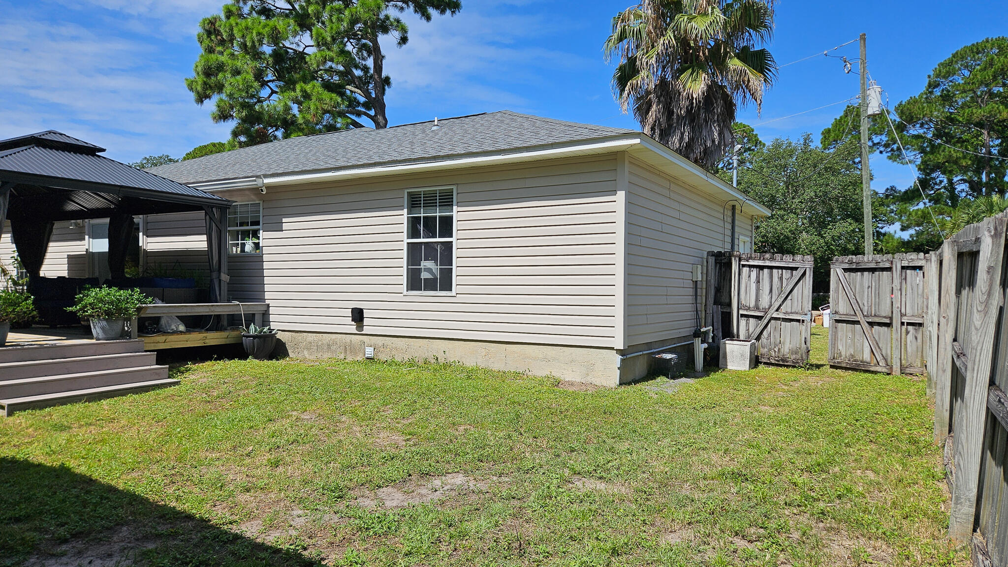 SEABREEZE 6TH ADDN - Residential