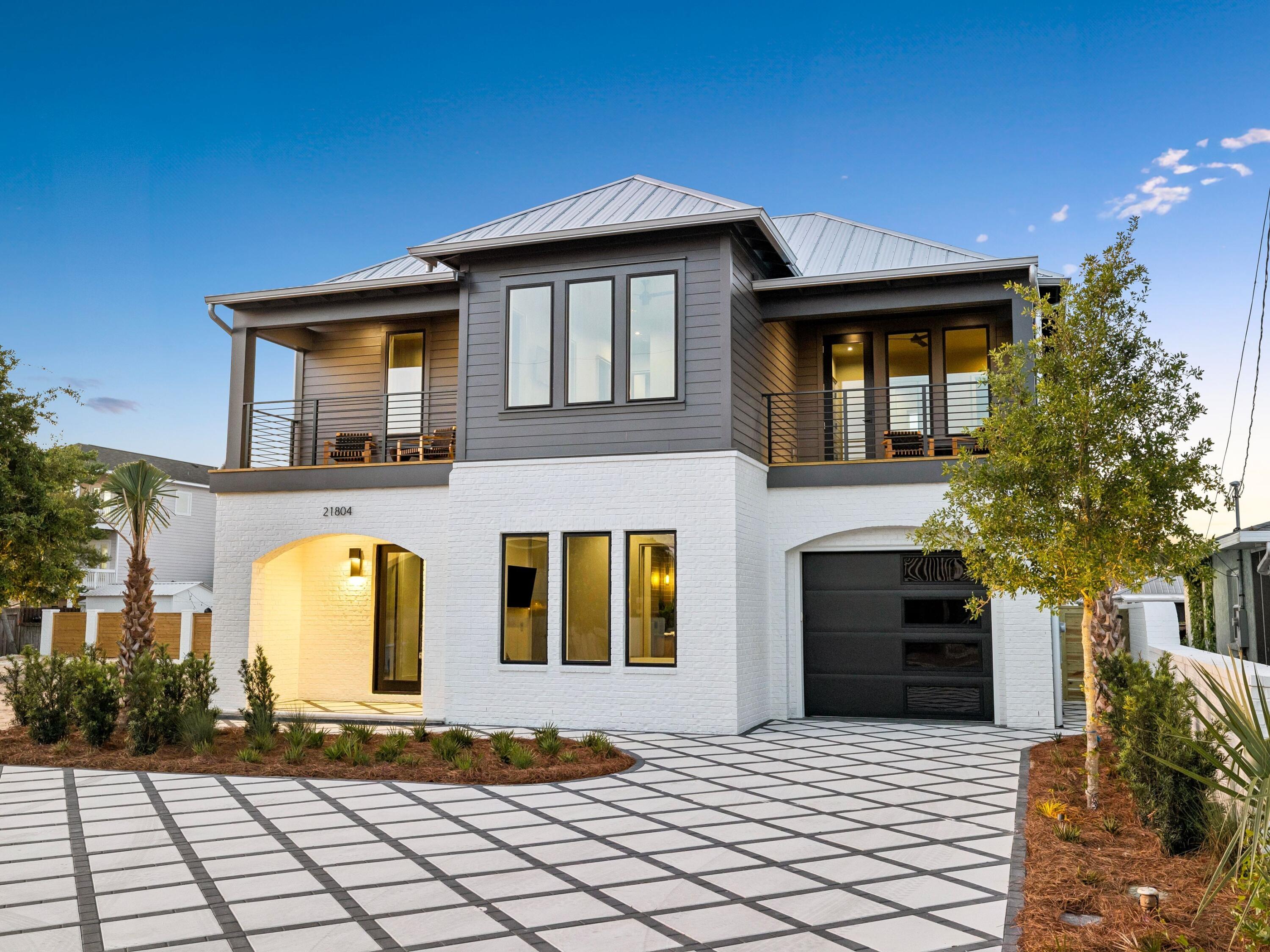 RIVIERA BEACH - Residential