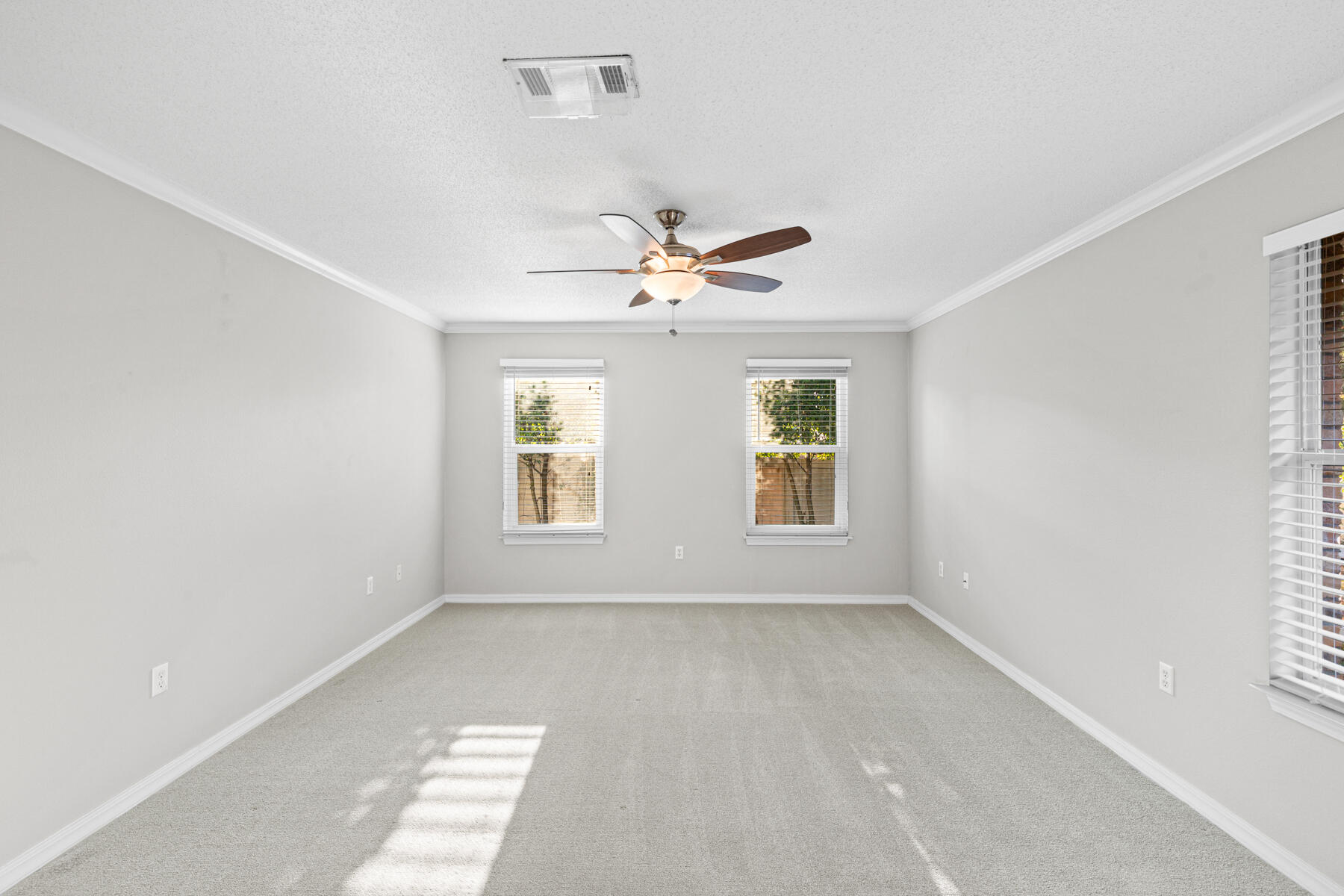 SUNSAIL S/D LOT 41 - Residential