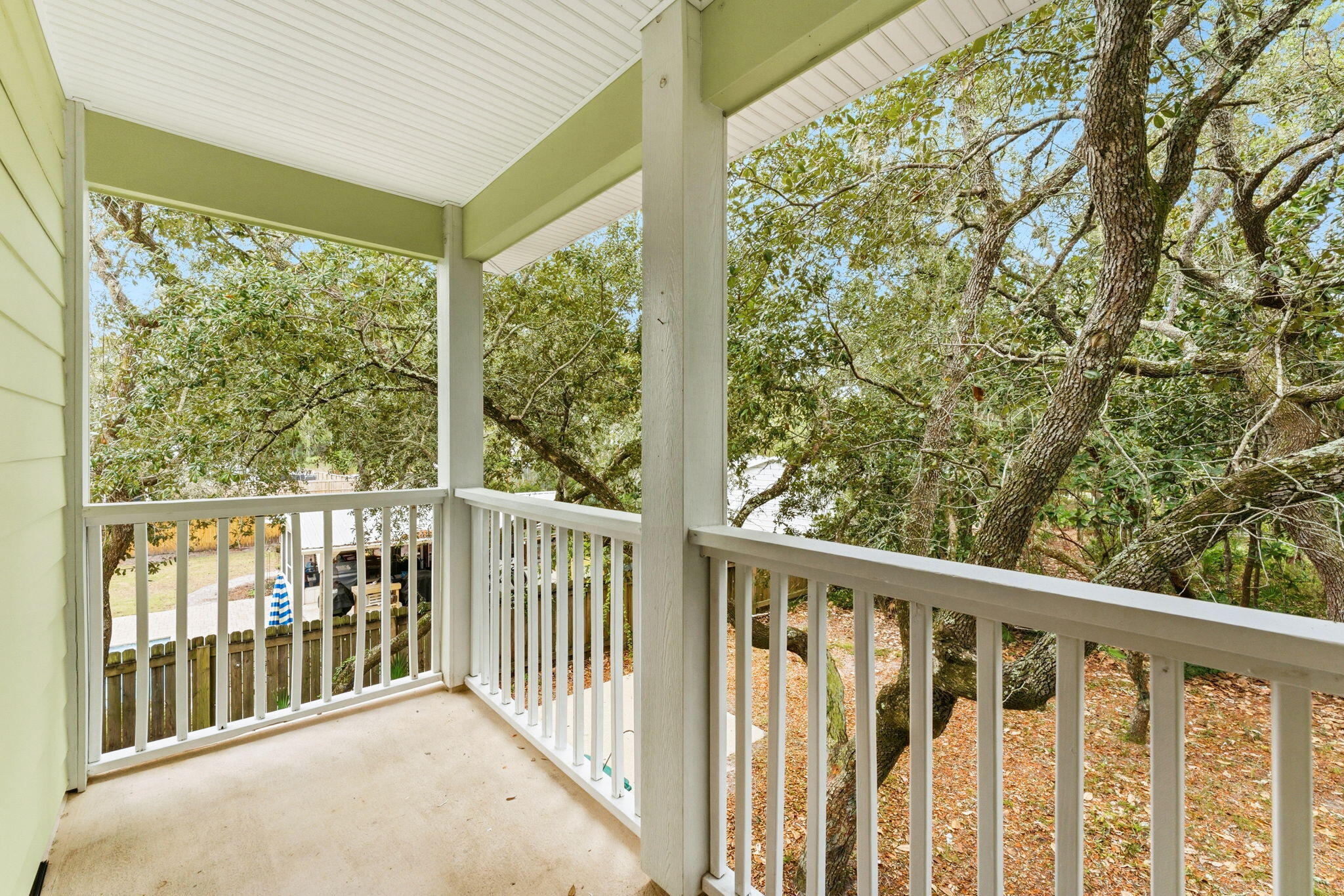 BAY MAGNOLIA - Residential Lease