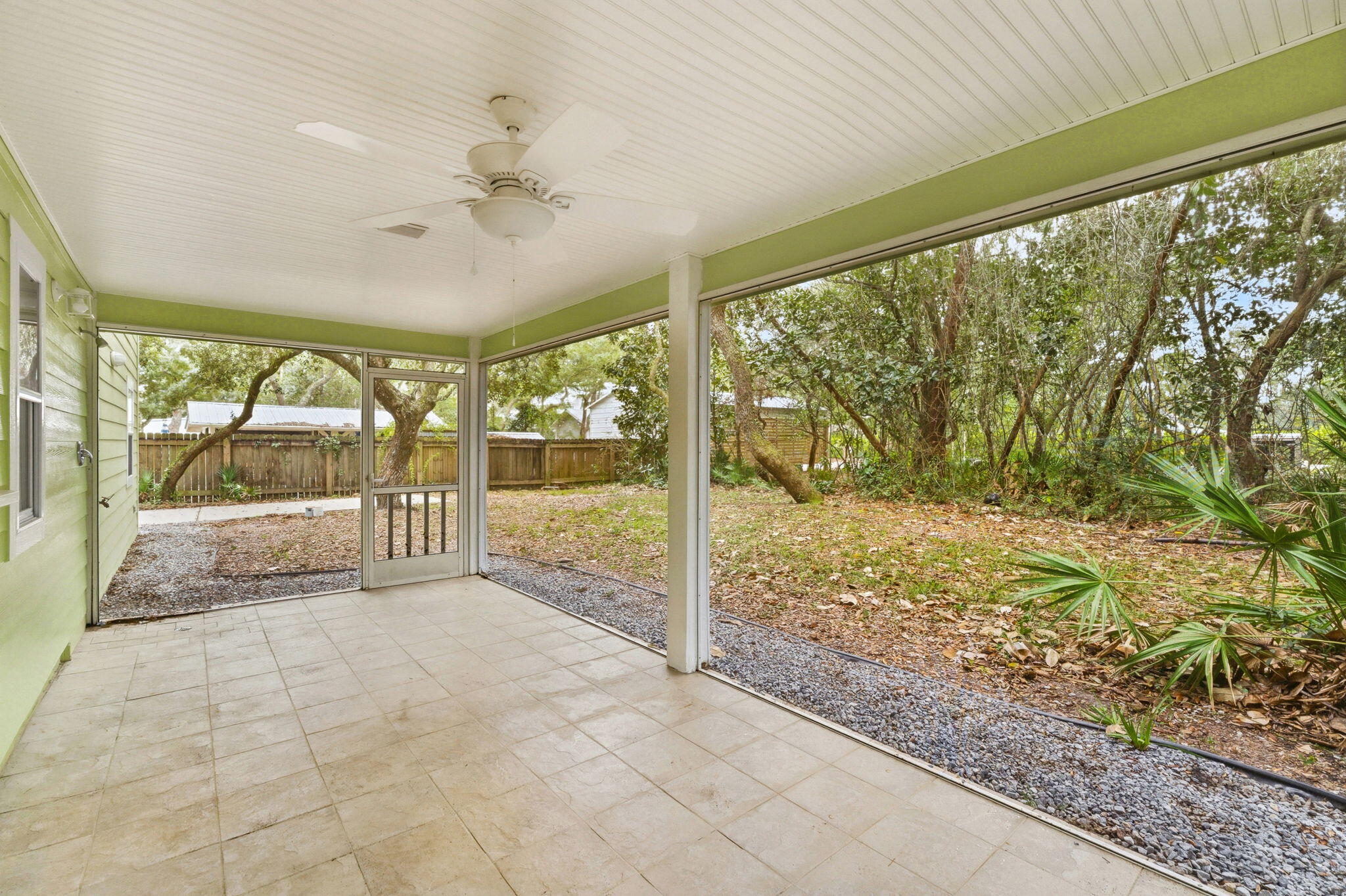 BAY MAGNOLIA - Residential Lease