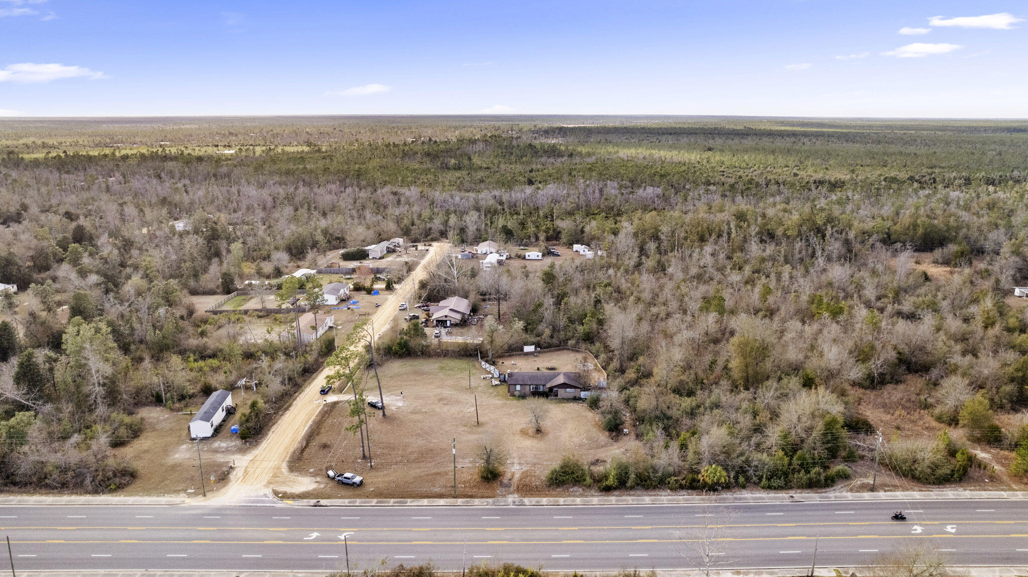NO RECORDED SUBDIVISION - Residential