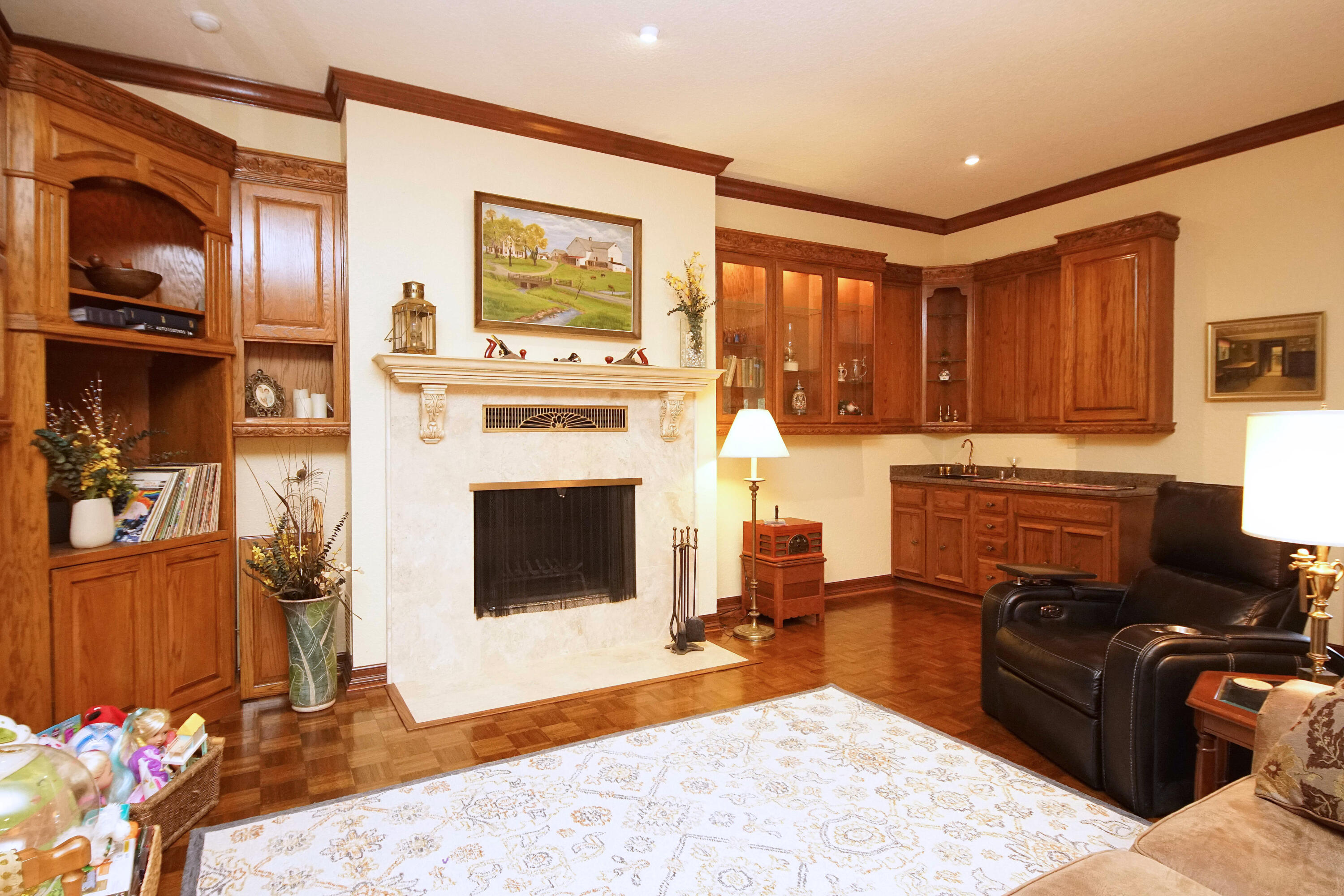 AZALEA SHORES - Residential