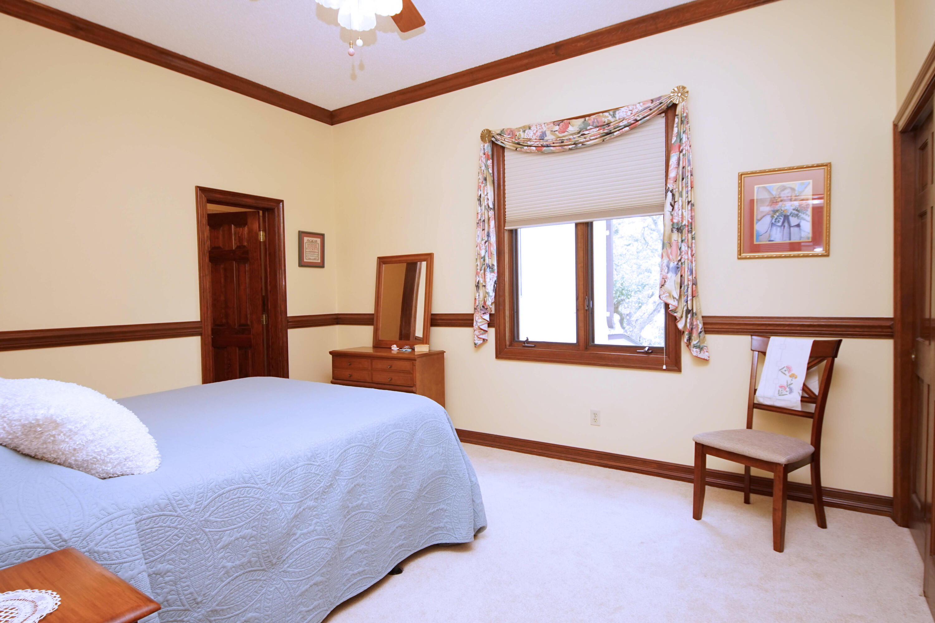 AZALEA SHORES - Residential