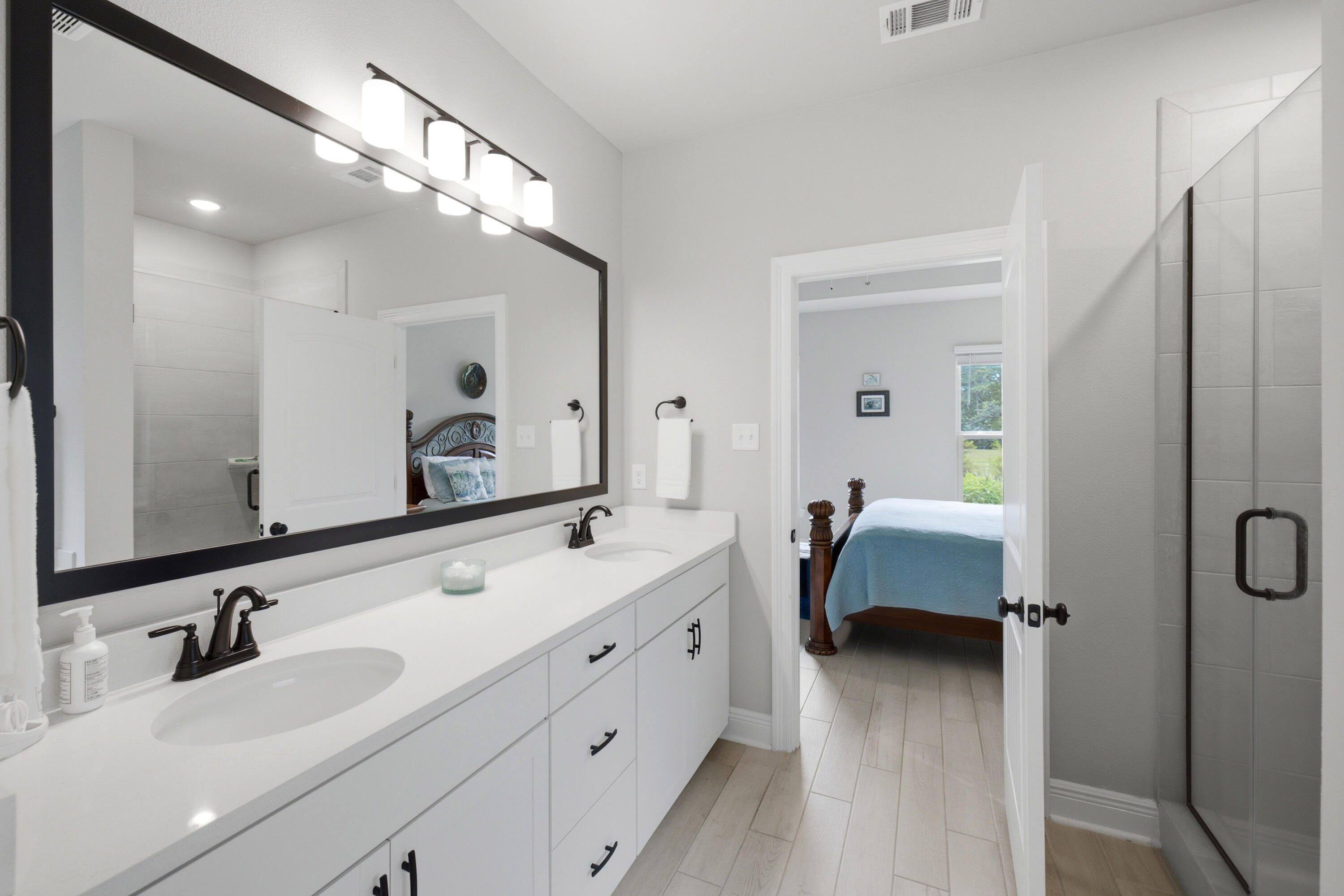 HAMMOCK BAY - STARBURST - Residential