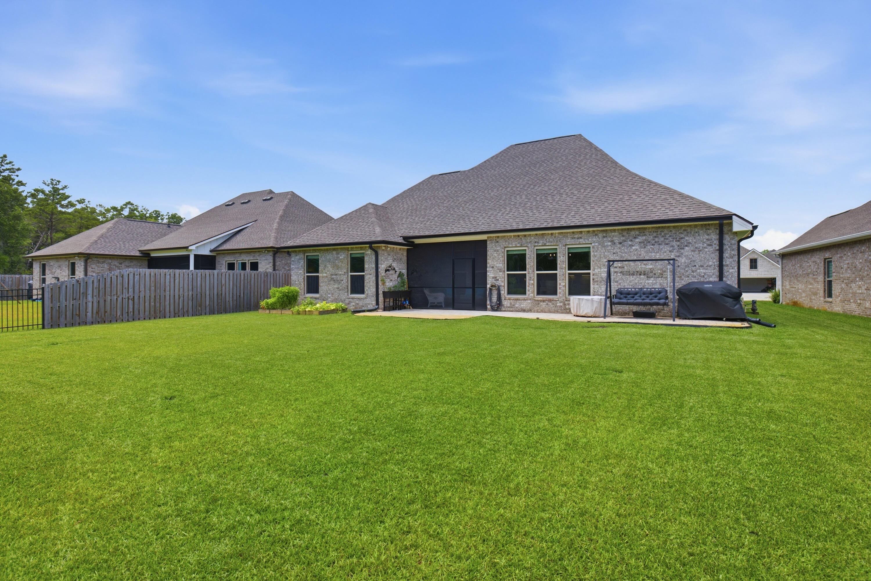 HAMMOCK BAY - STARBURST - Residential
