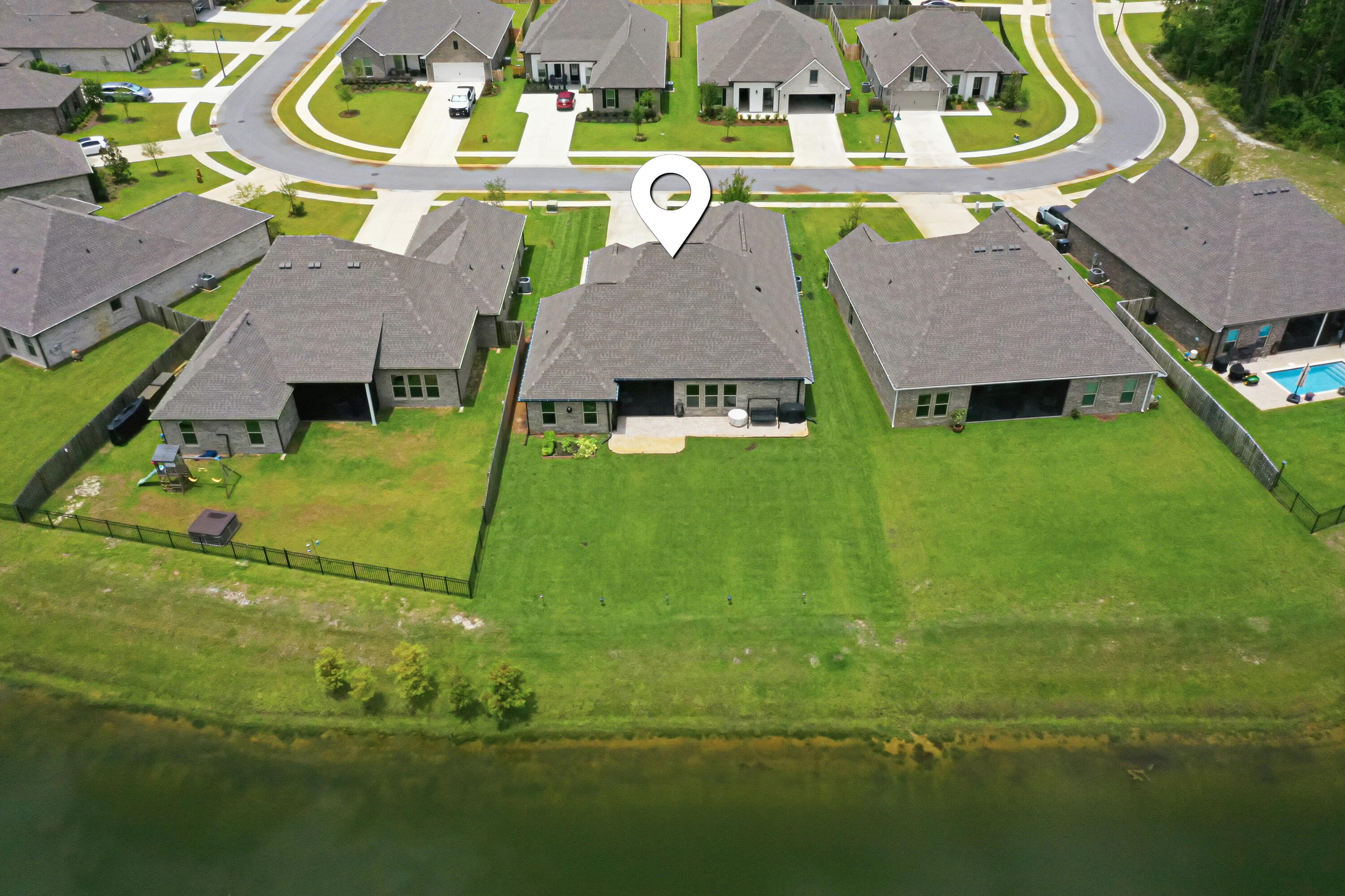 HAMMOCK BAY - STARBURST - Residential