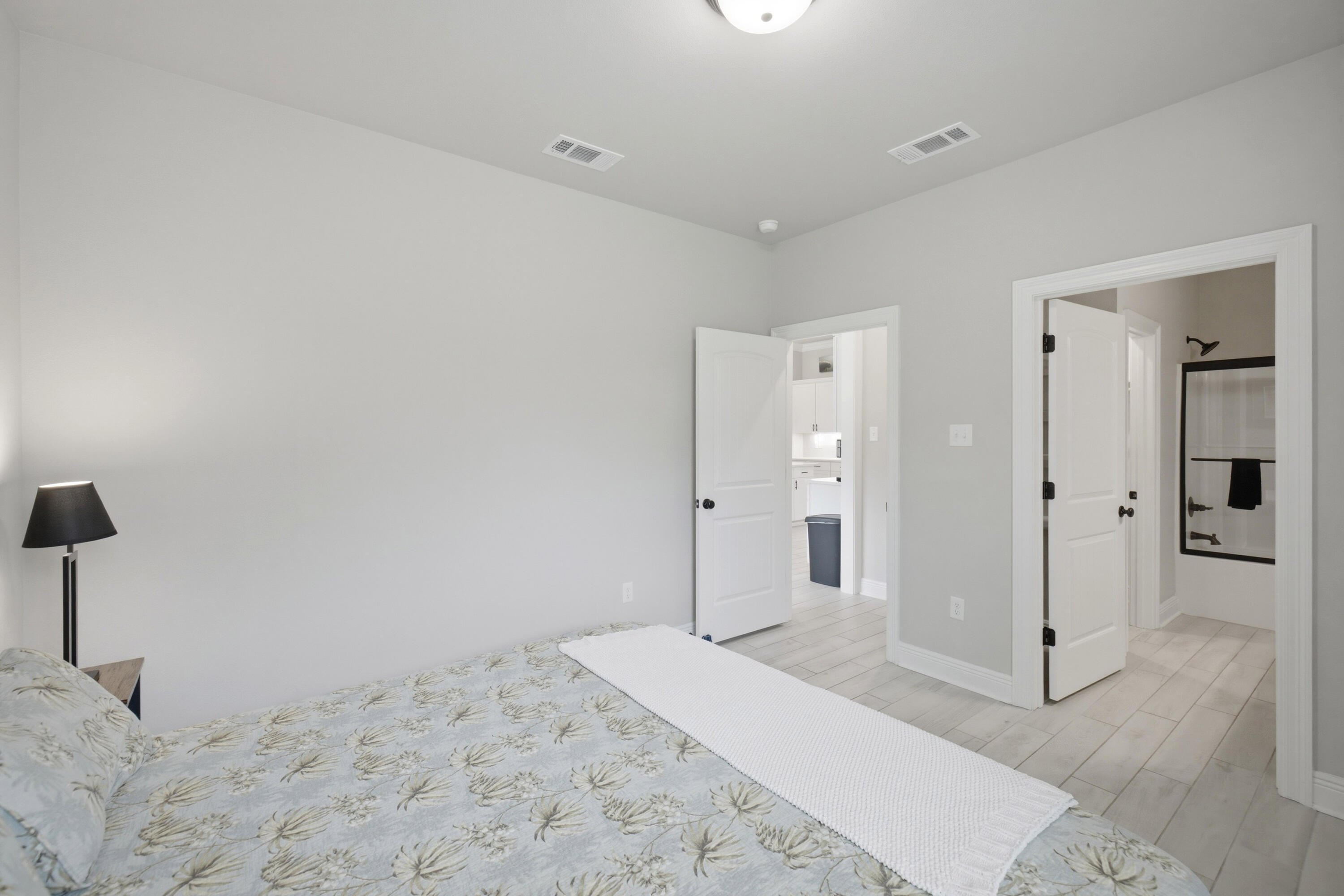 HAMMOCK BAY - STARBURST - Residential