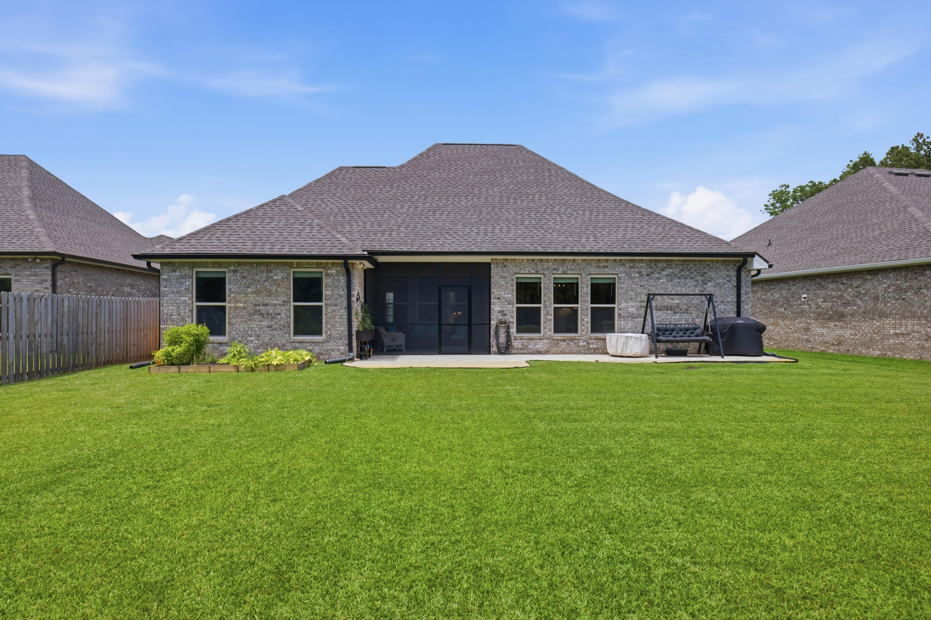 HAMMOCK BAY - STARBURST - Residential