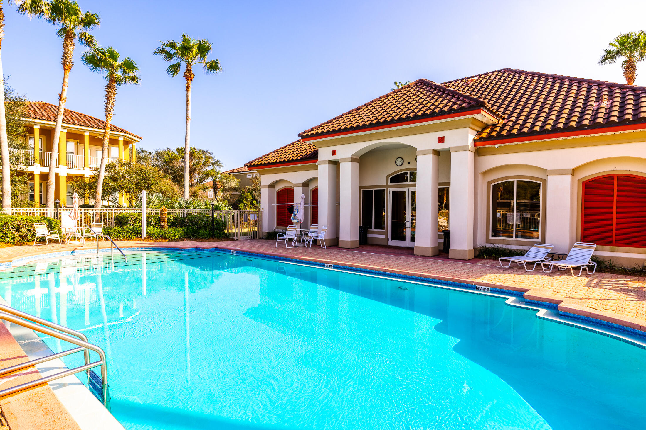 LA VALENCIA BEACH RESORT - Residential