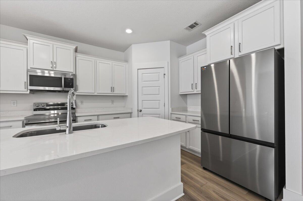 MAGNOLIA CREEK PHASE 1 - Residential