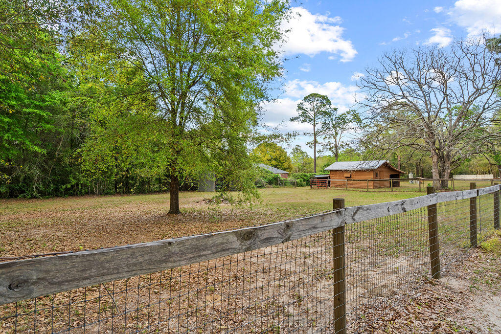 DEER RUN ACRES UNREC - Residential
