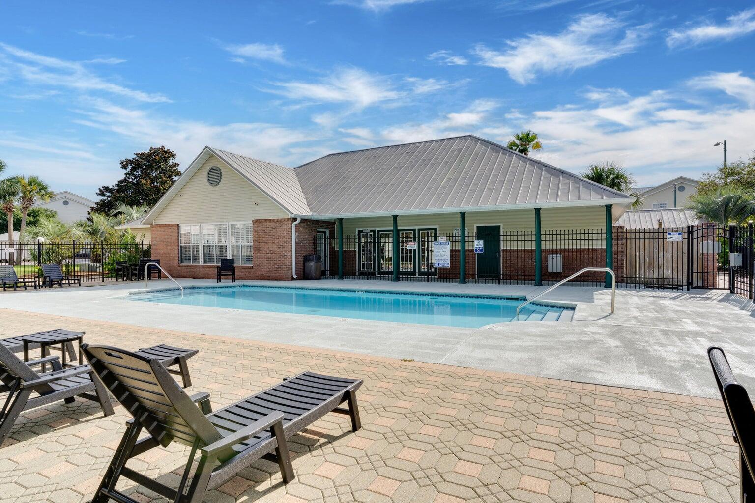 INDIAN LAKE - Residential Lease