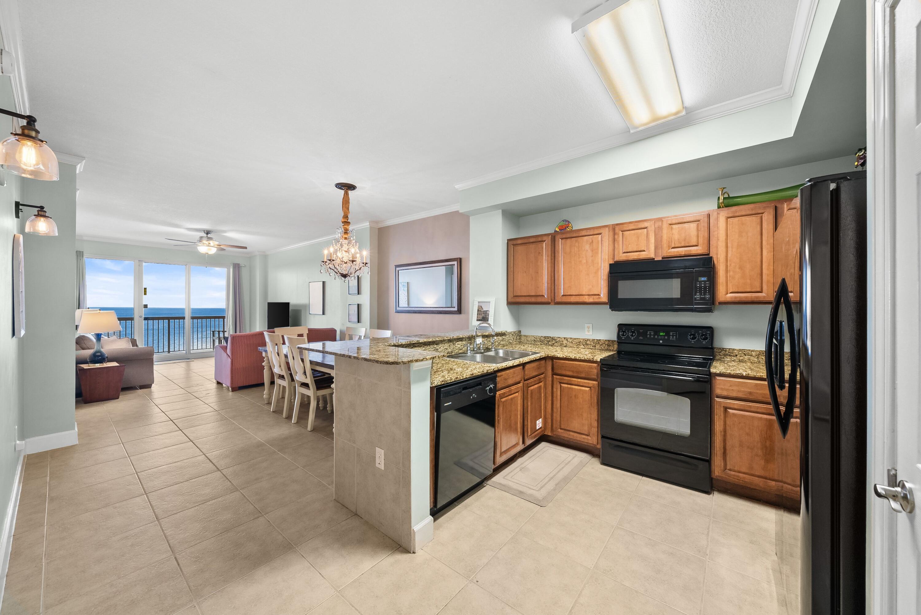 SUNRISE BEACH - Residential