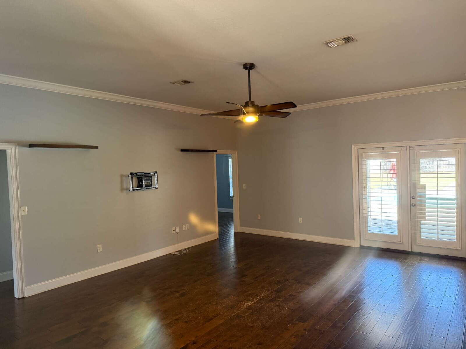 ASHTIN ESTATES - Residential Lease