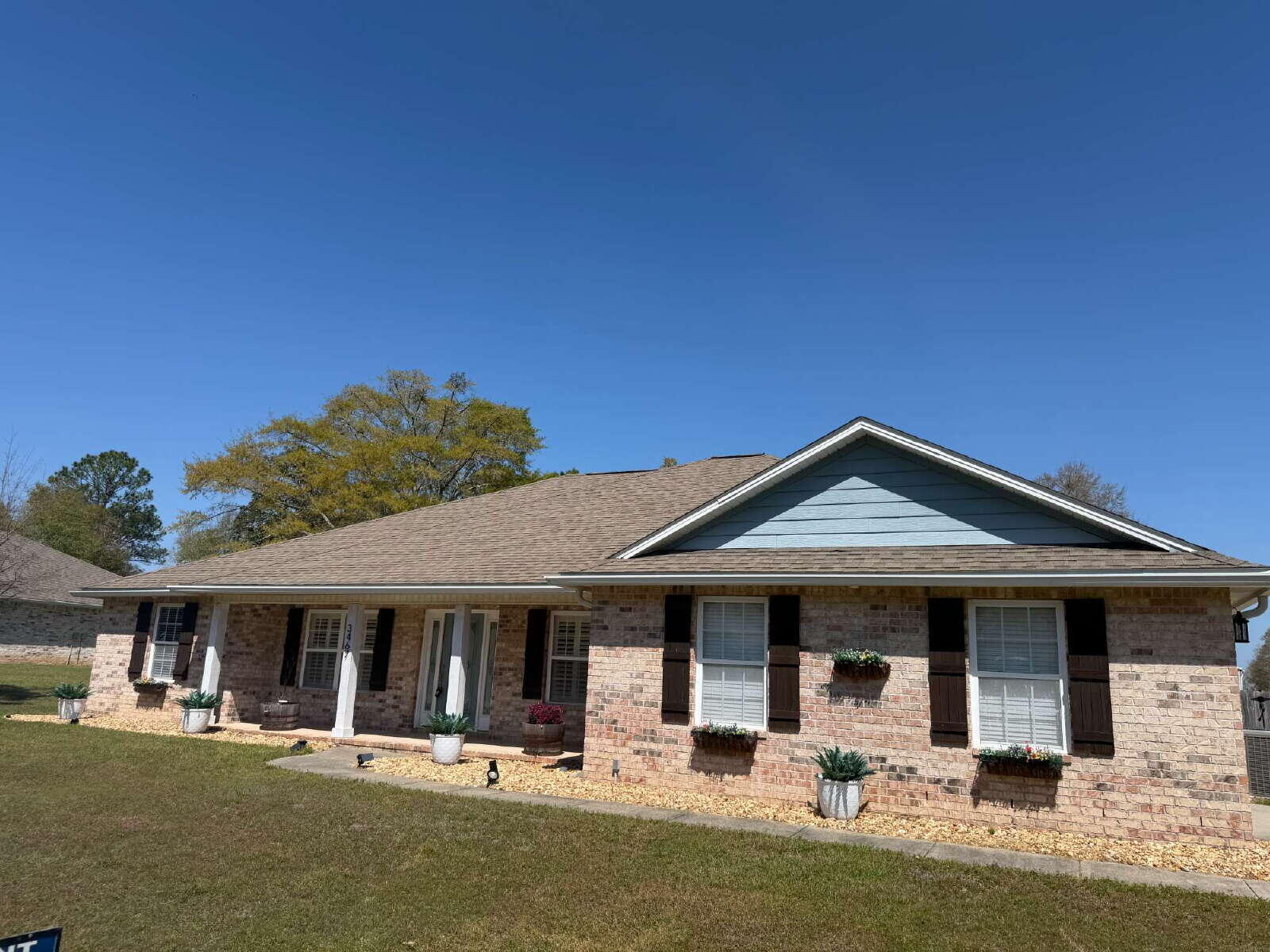 ASHTIN ESTATES - Residential Lease