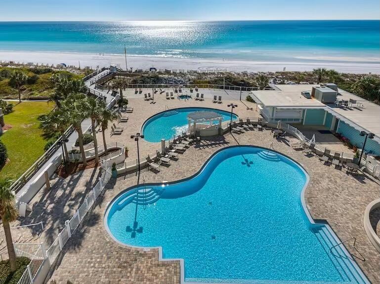 TIDES AT TOPS'L - Residential