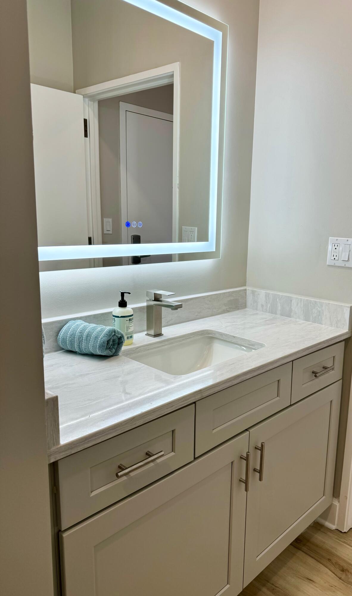 TIDES AT TOPS'L - Residential