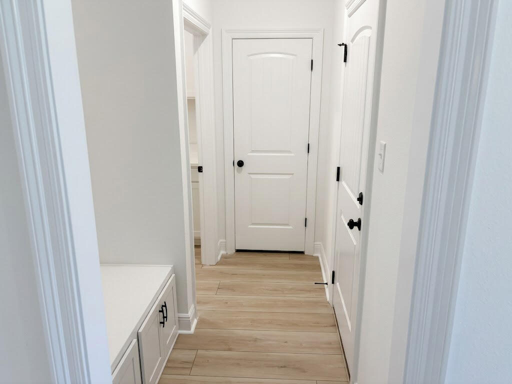 YOUNG OAKS - Residential