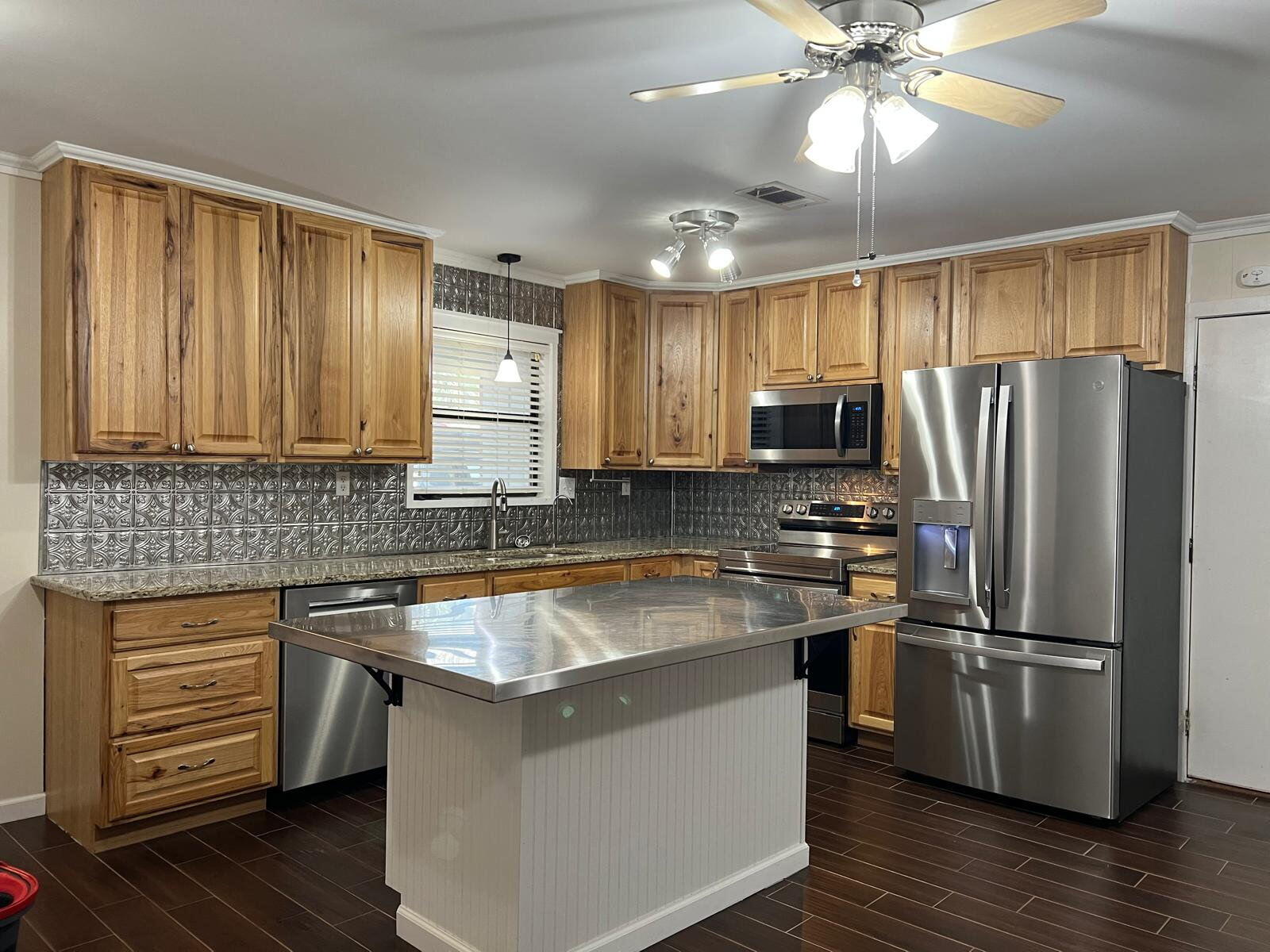 GABLE ESTATES - Residential