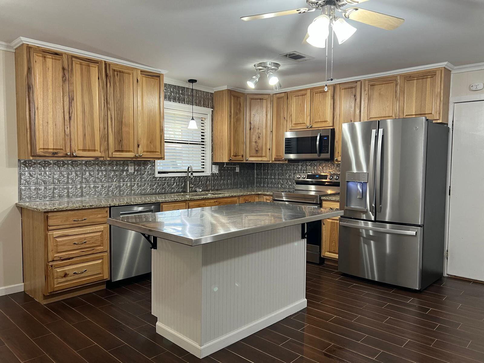 GABLE ESTATES - Residential