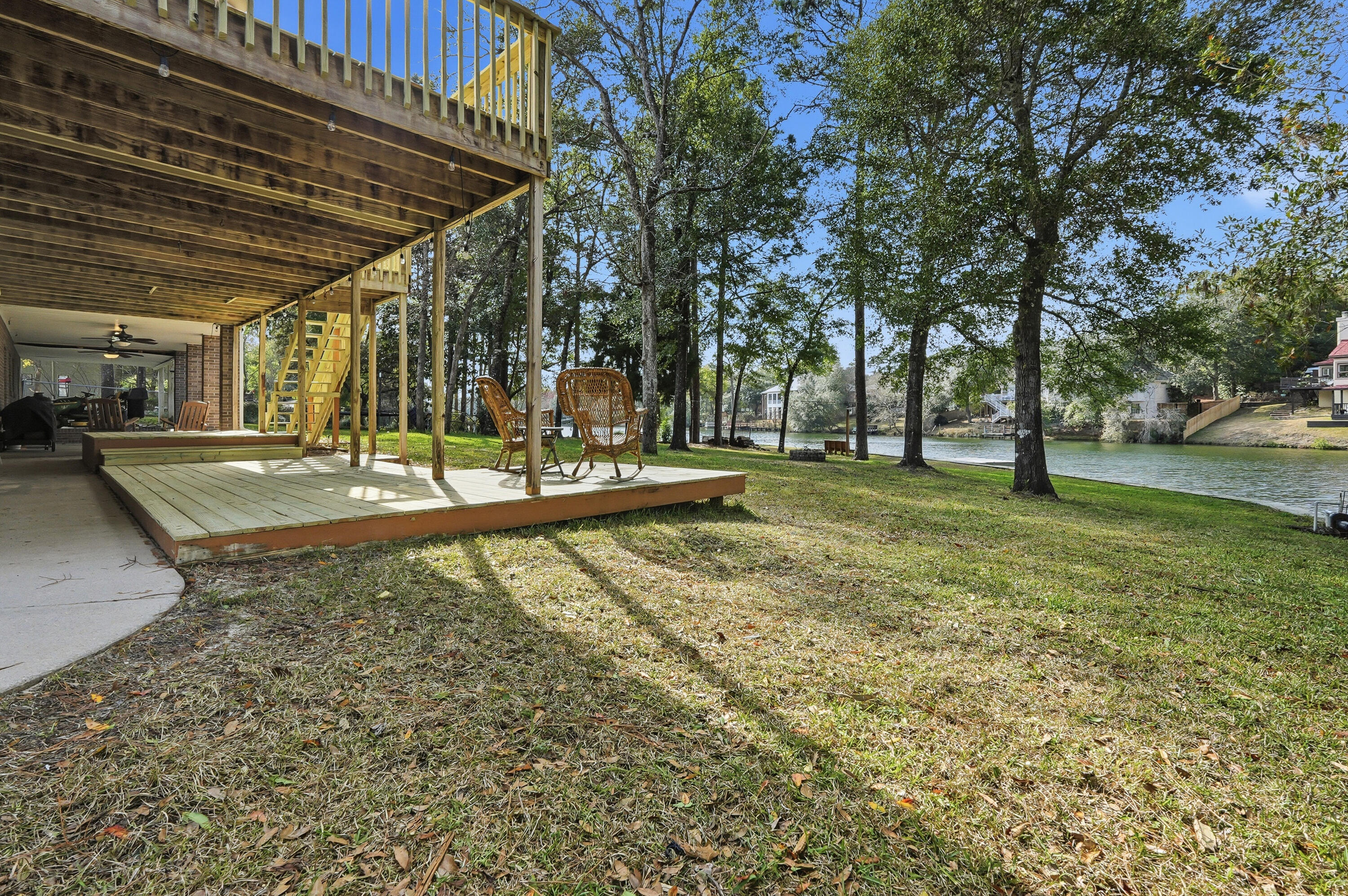 ROCKY BAYOU ESTATES 03 - Residential