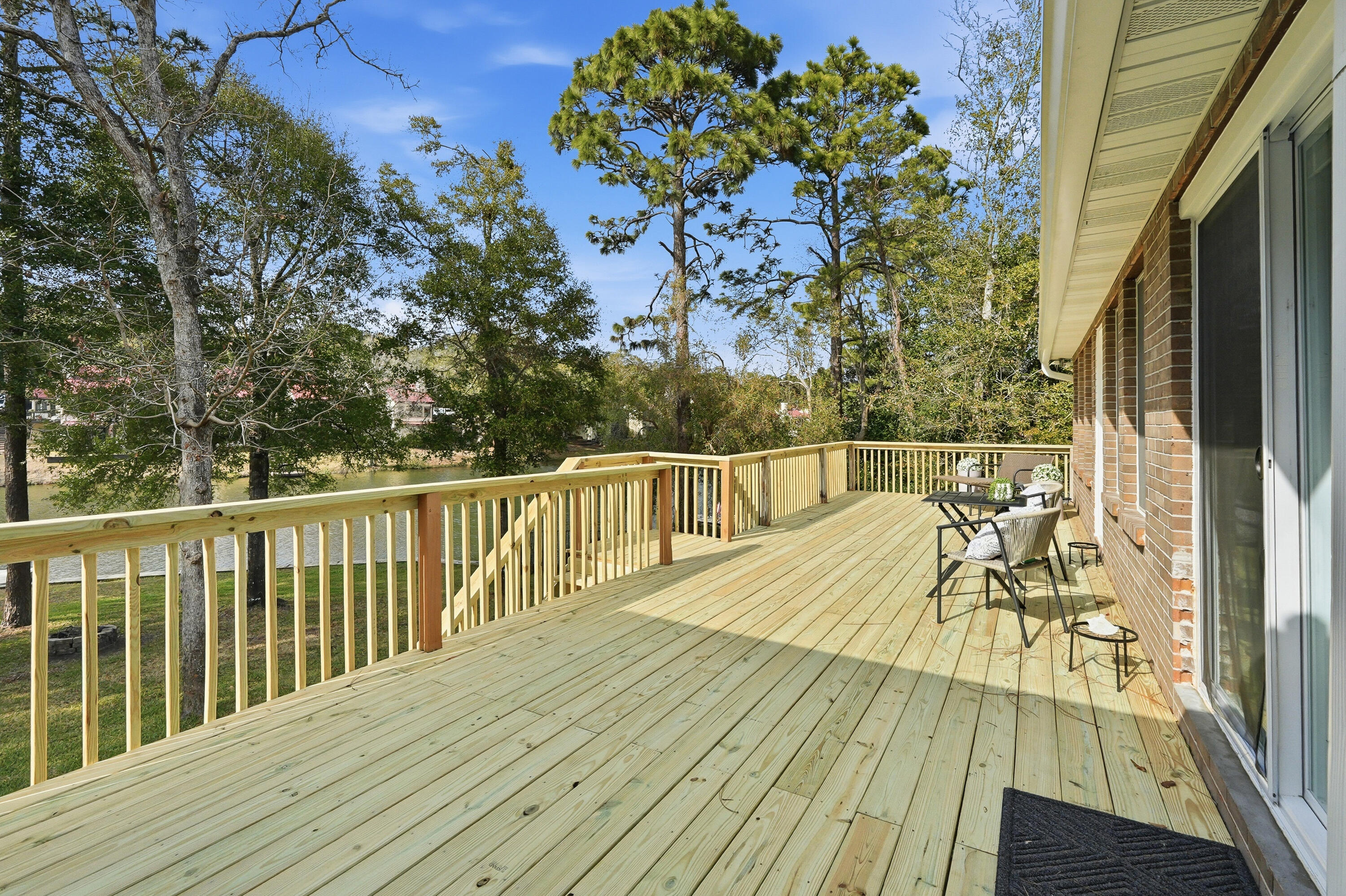 ROCKY BAYOU ESTATES 03 - Residential
