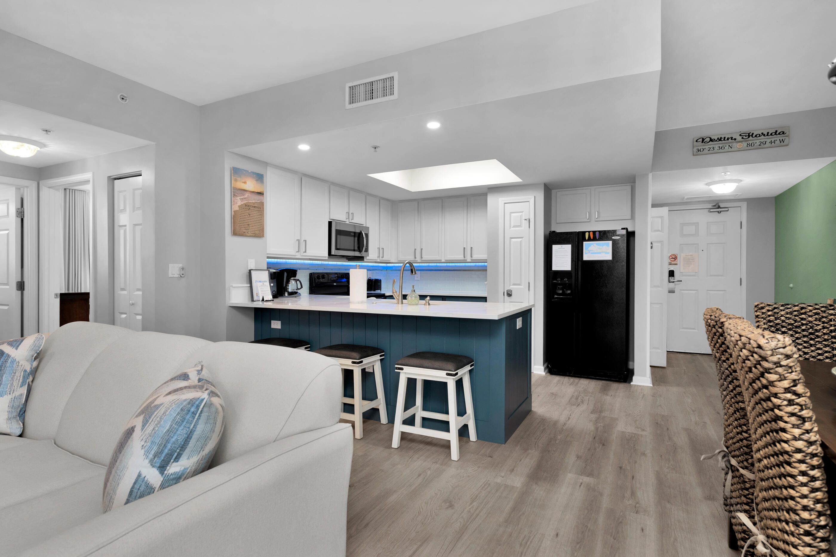 Gross rental sales 2026- $31,200 (118 nights) CAO 8Jun
Welcome to your ideal getaway at The Palms of Destin! This beautifully updated unit is ready for you to enjoy or to continue its successful rental history. Featuring new flooring and stunning countertops in both the kitchen and bathroom, this space has been thoughtfully refreshed with freshly painted cabinets and balconies, ensuring a modern and inviting atmosphere.

The HVAC system was newly installed in 2021, New water heater 2022


2025 - $27,200 (68 nights) 4 months used by owners
2024 - $36,700 (167 nights) 2 months used by owners
2023 - $46,800 (152 nights)